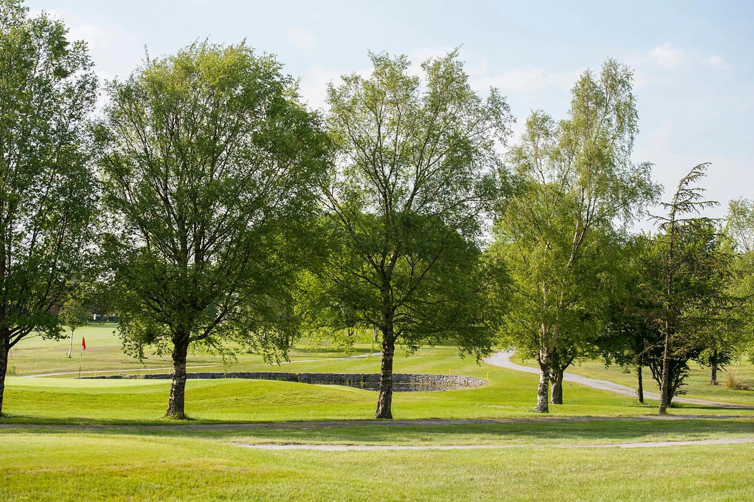 Golfcourse in The Waterfront House Country Home