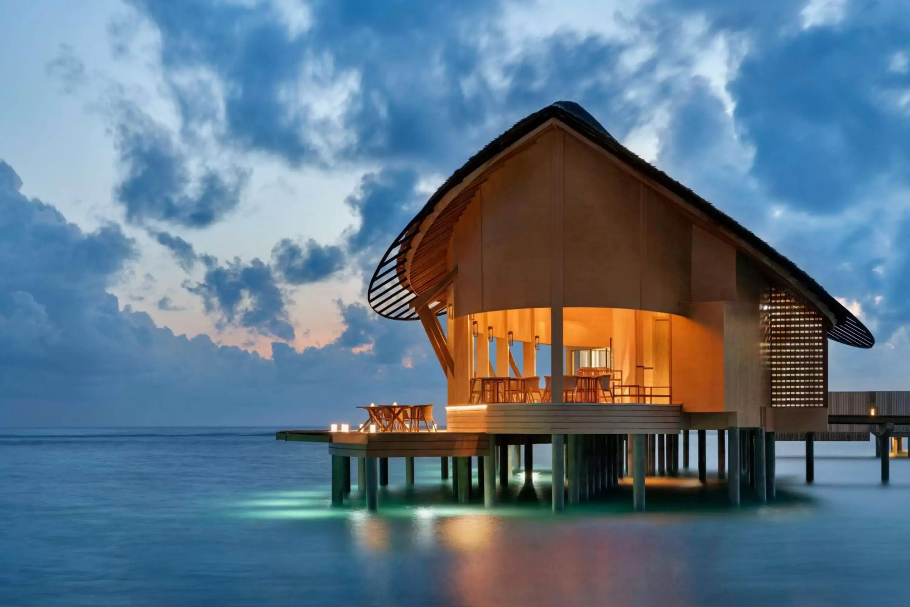 Restaurant/places to eat, Property Building in Hilton Maldives Amingiri Resort & Spa