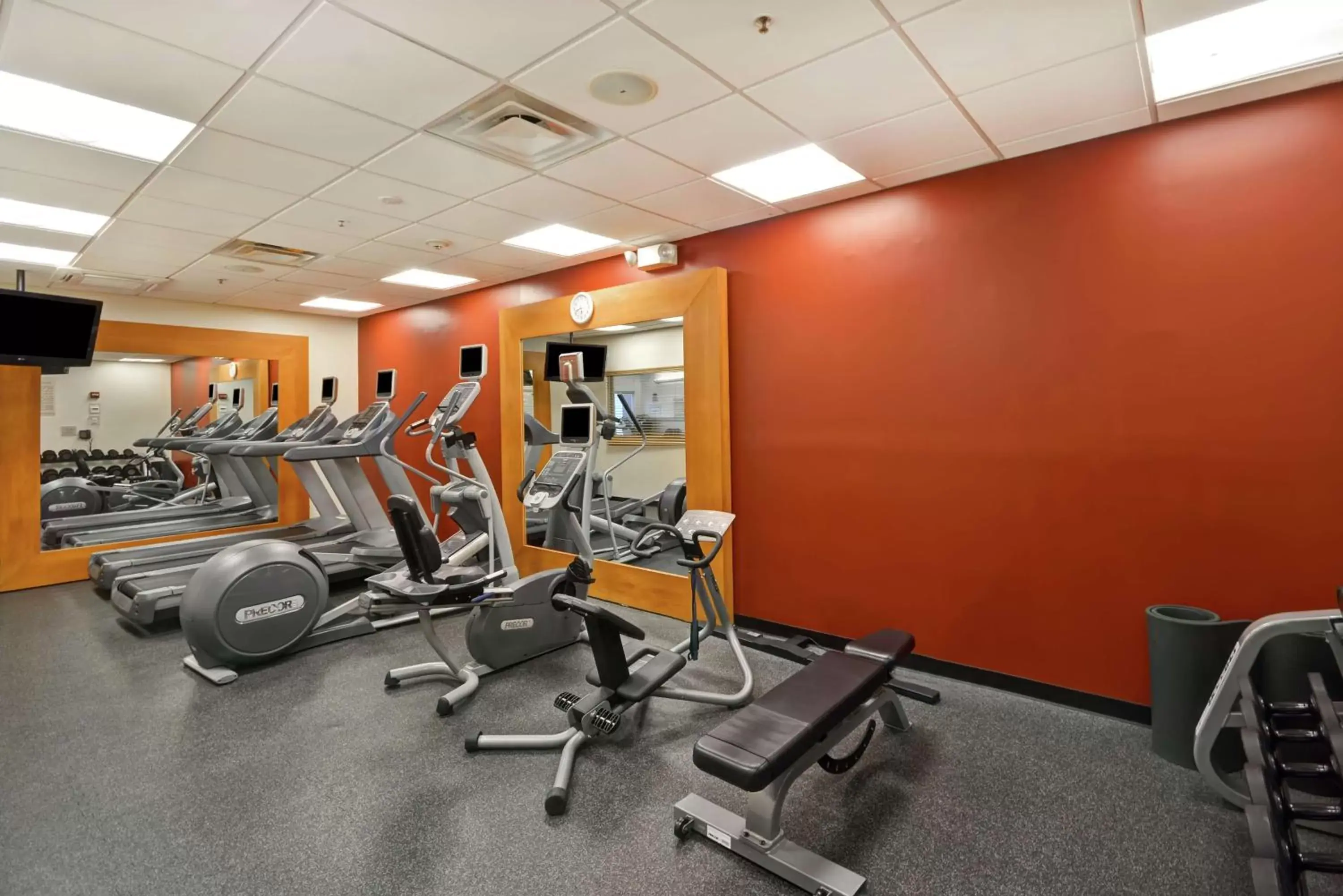 Fitness centre/facilities, Fitness Center/Facilities in Hilton Garden Inn Riverhead
