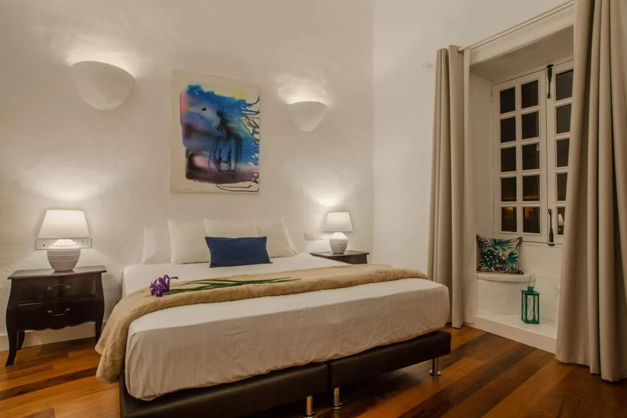 Bed in Los Lirios Hotel Rural - Adults Only