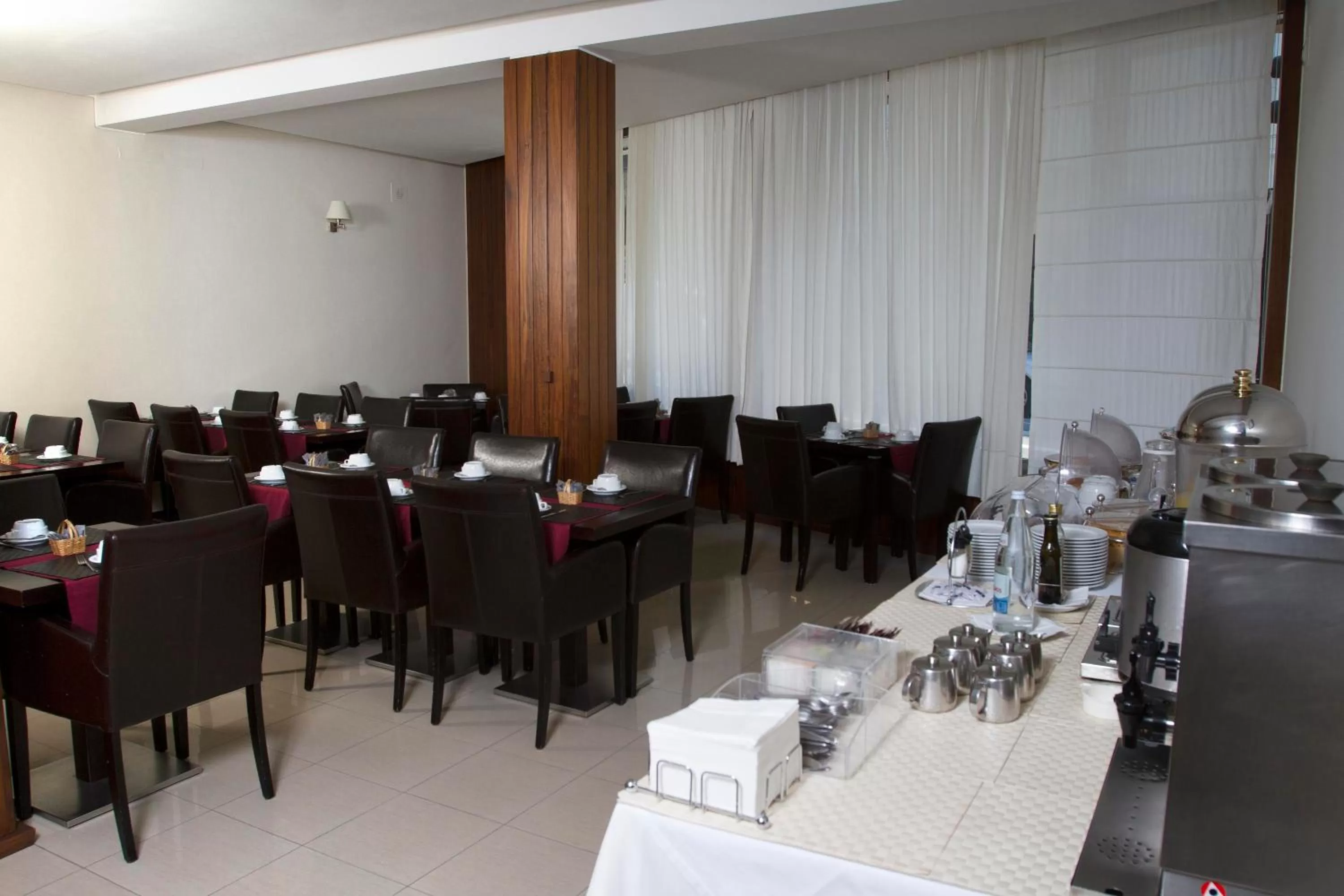 Restaurant/places to eat in Hotel Sao Jose