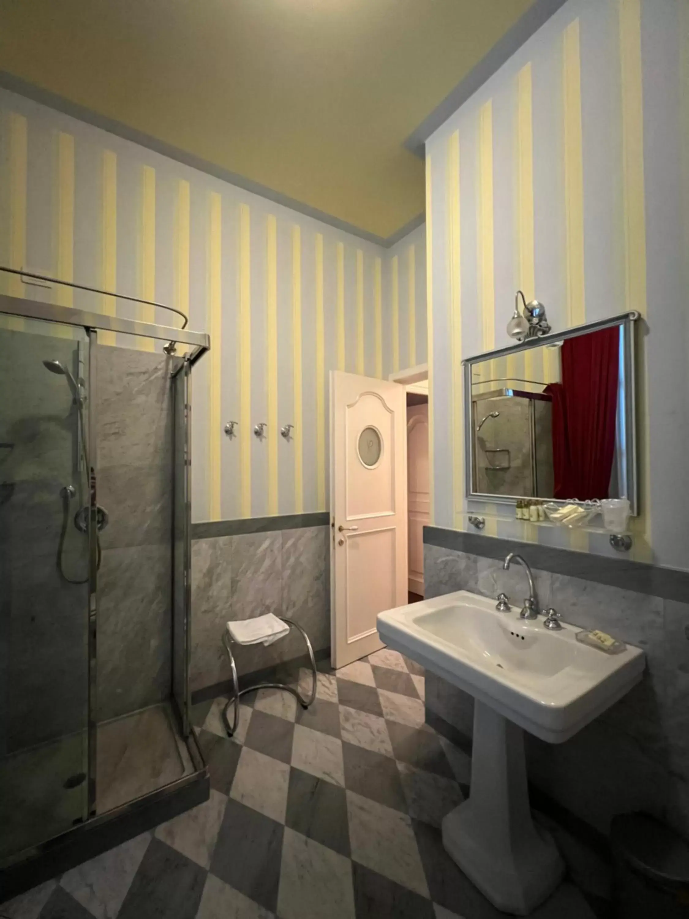 Bathroom in Dimora Villa Ricci - Only Bed