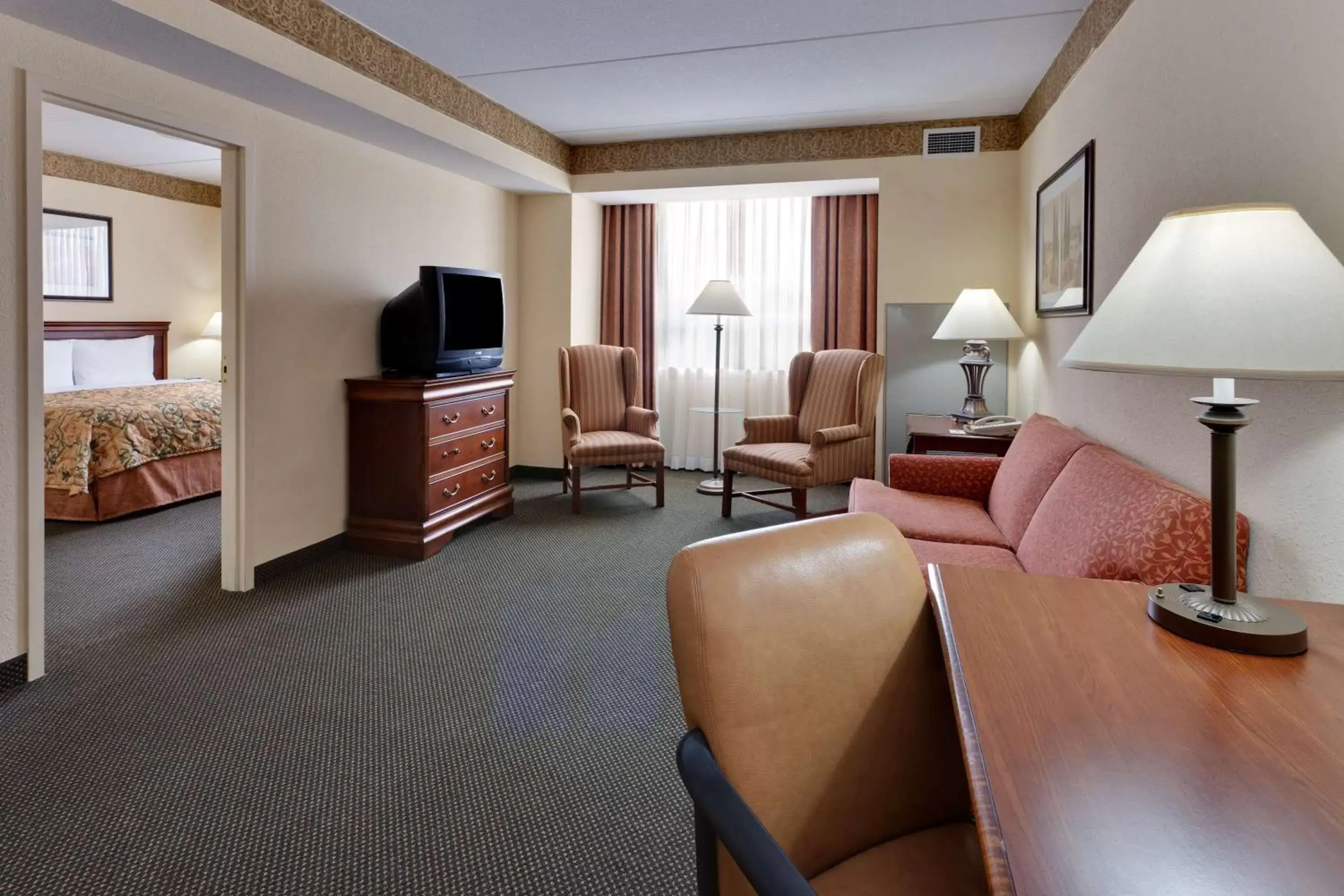 Photo of the whole room, Seating Area in Country Inn & Suites by Radisson, London South, ON