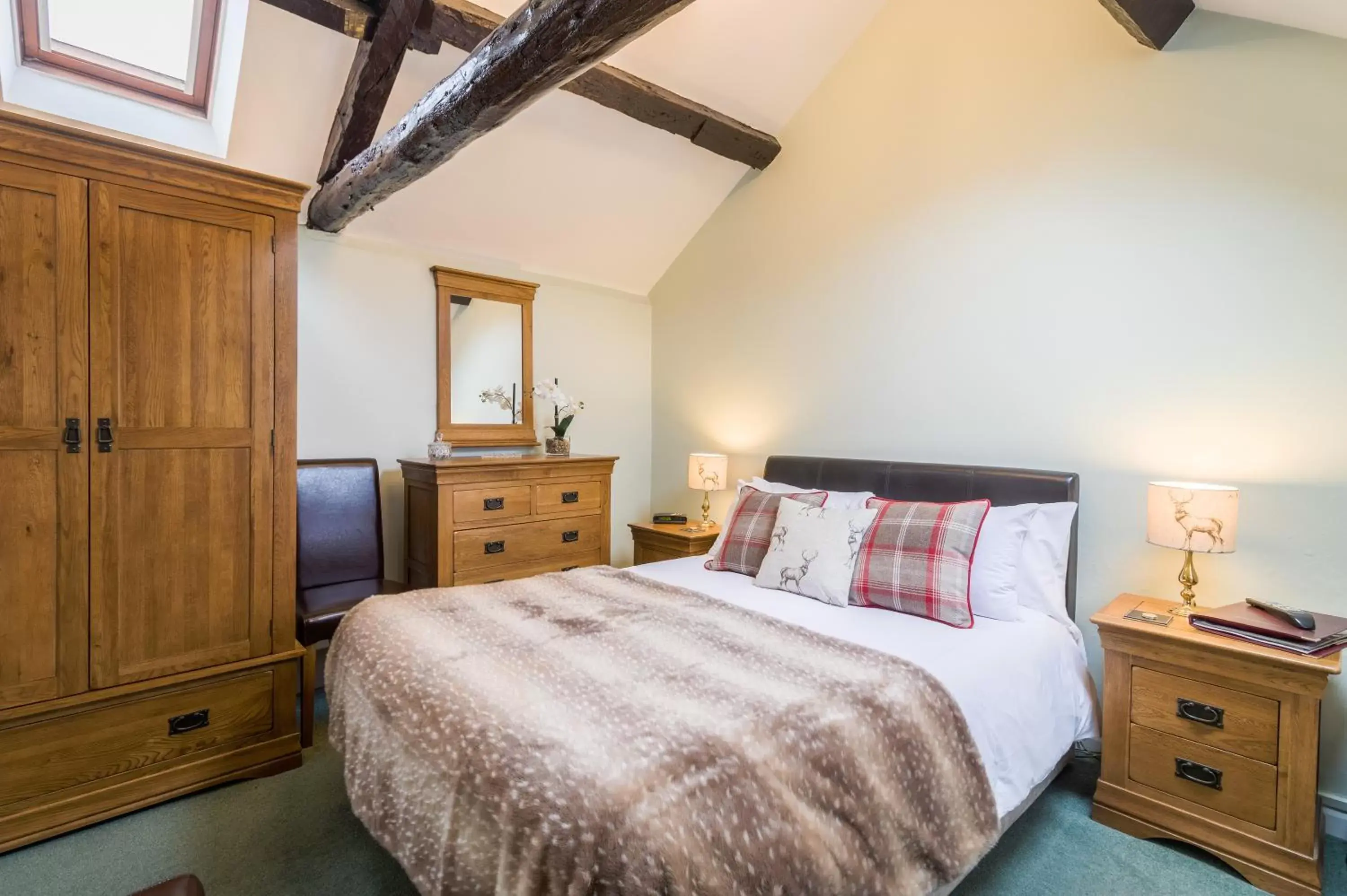 Bedroom, Bed in stilworth house