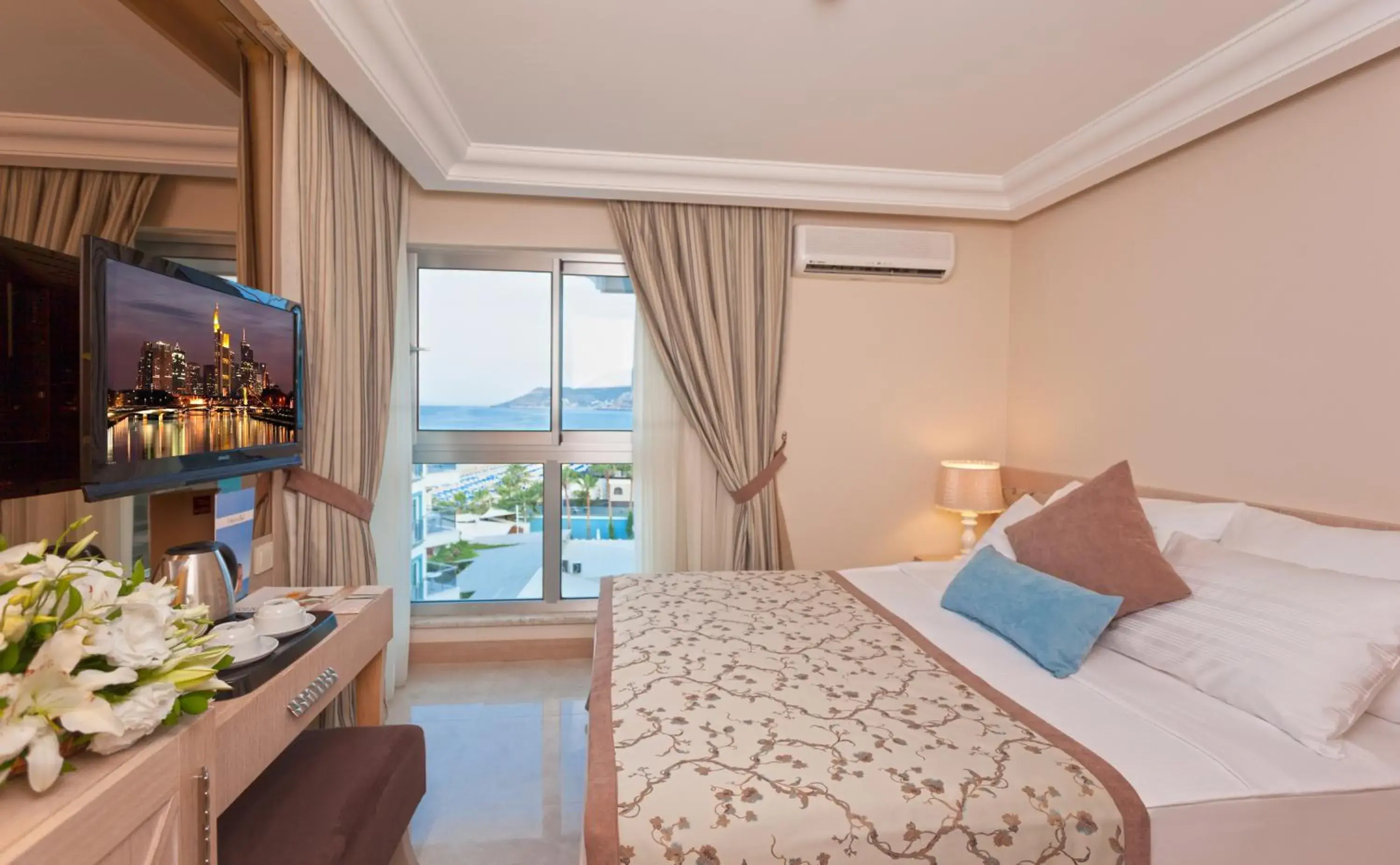 Bedroom in Xperia Saray Beach Hotel