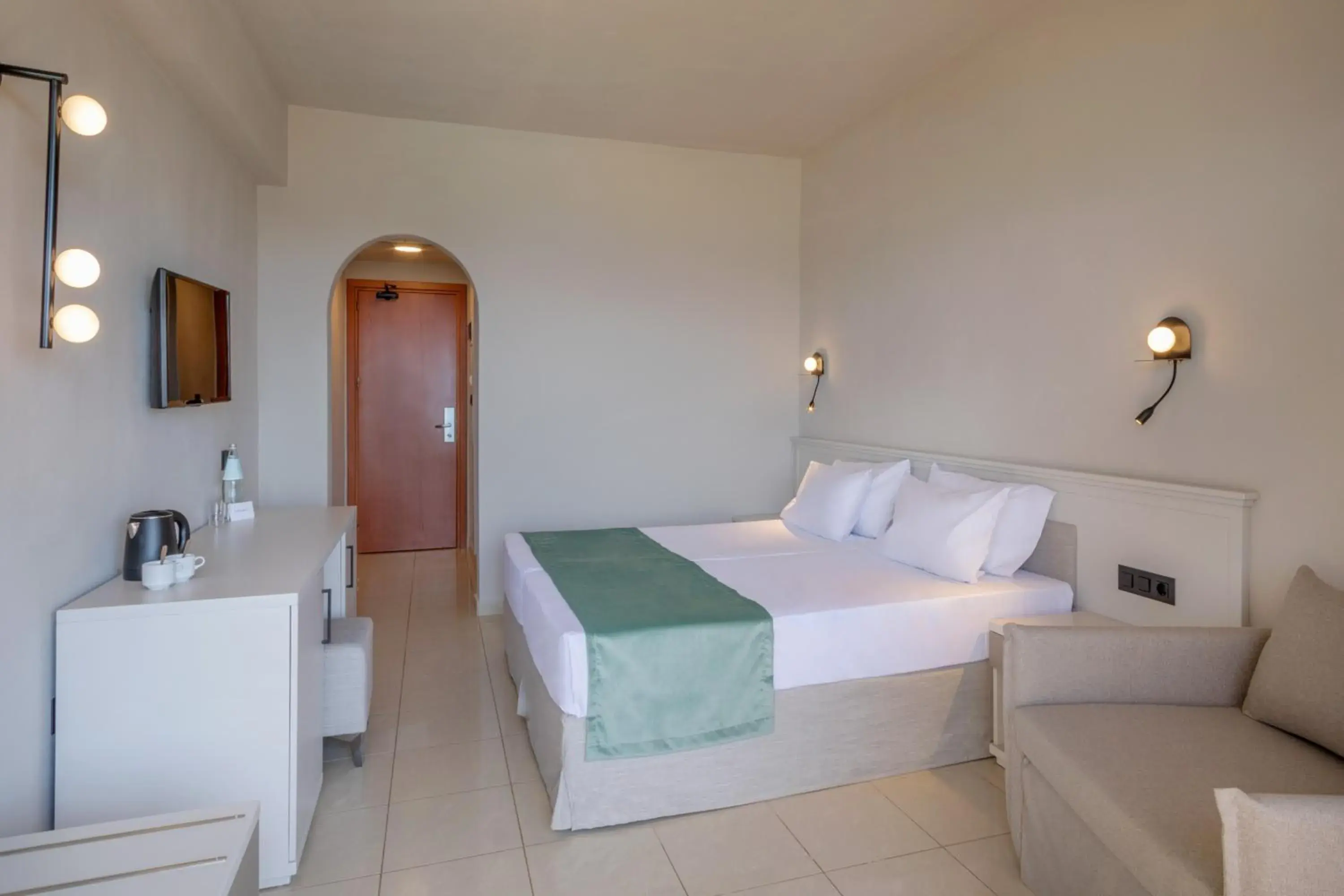 Bed in Sol Cosmopolitan Rhodes Bed in Sol Cosmopolitan Rhodes