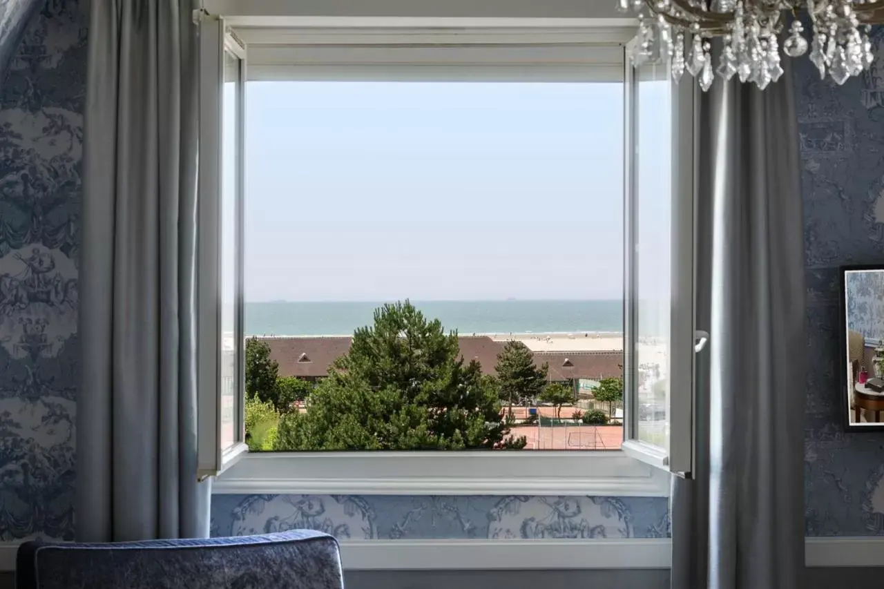 Sea View in Hôtel Barrière Le Normandy