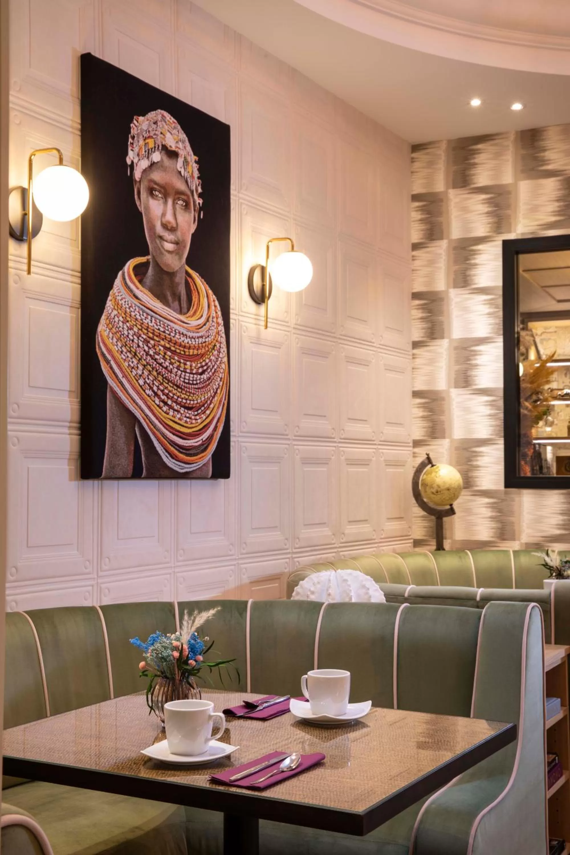 Dining area in Hotel Phileas Lazare & Spa - Opera