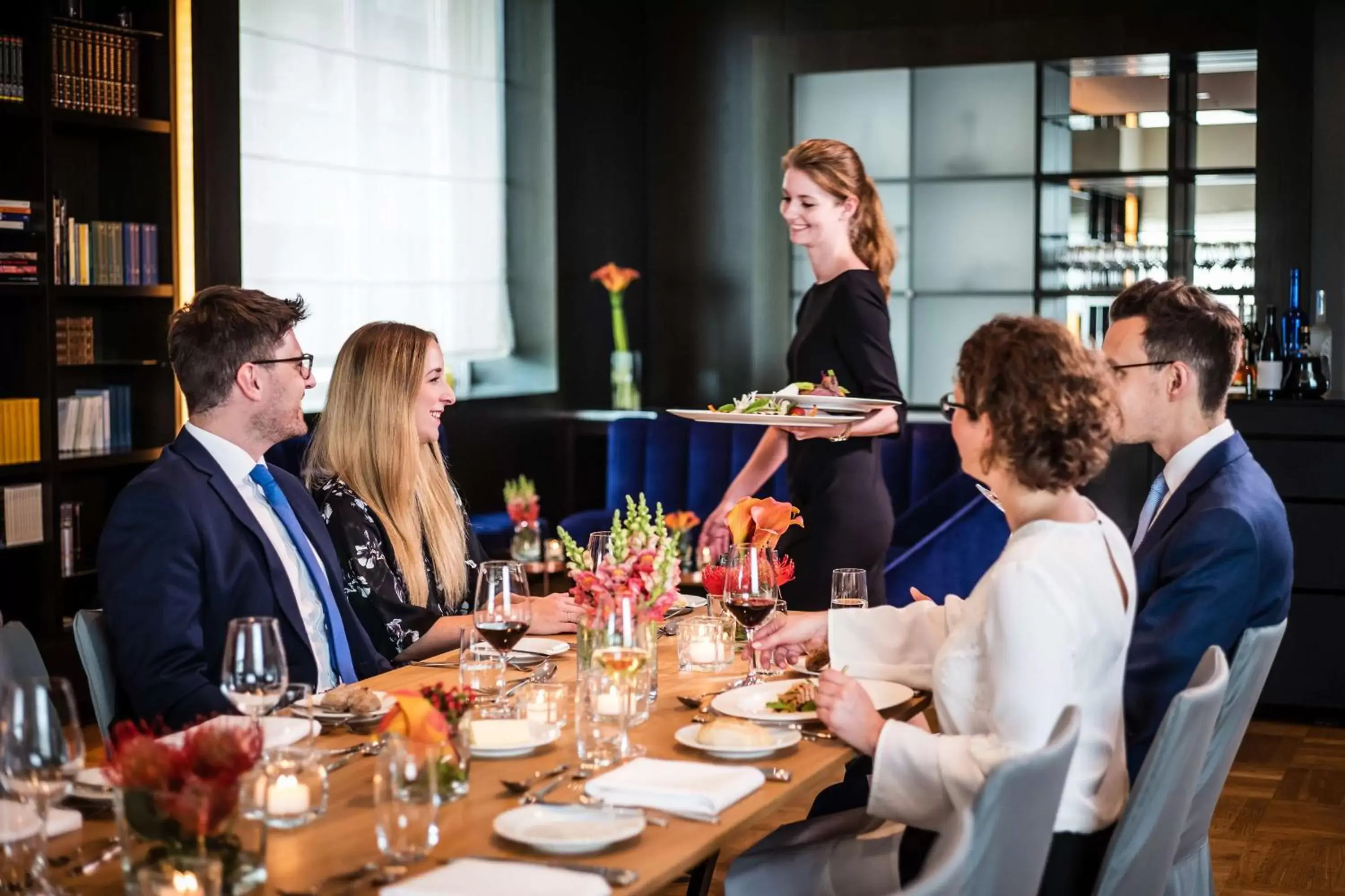 Meeting/conference room, Restaurant/Places to Eat in Grand Hyatt Berlin