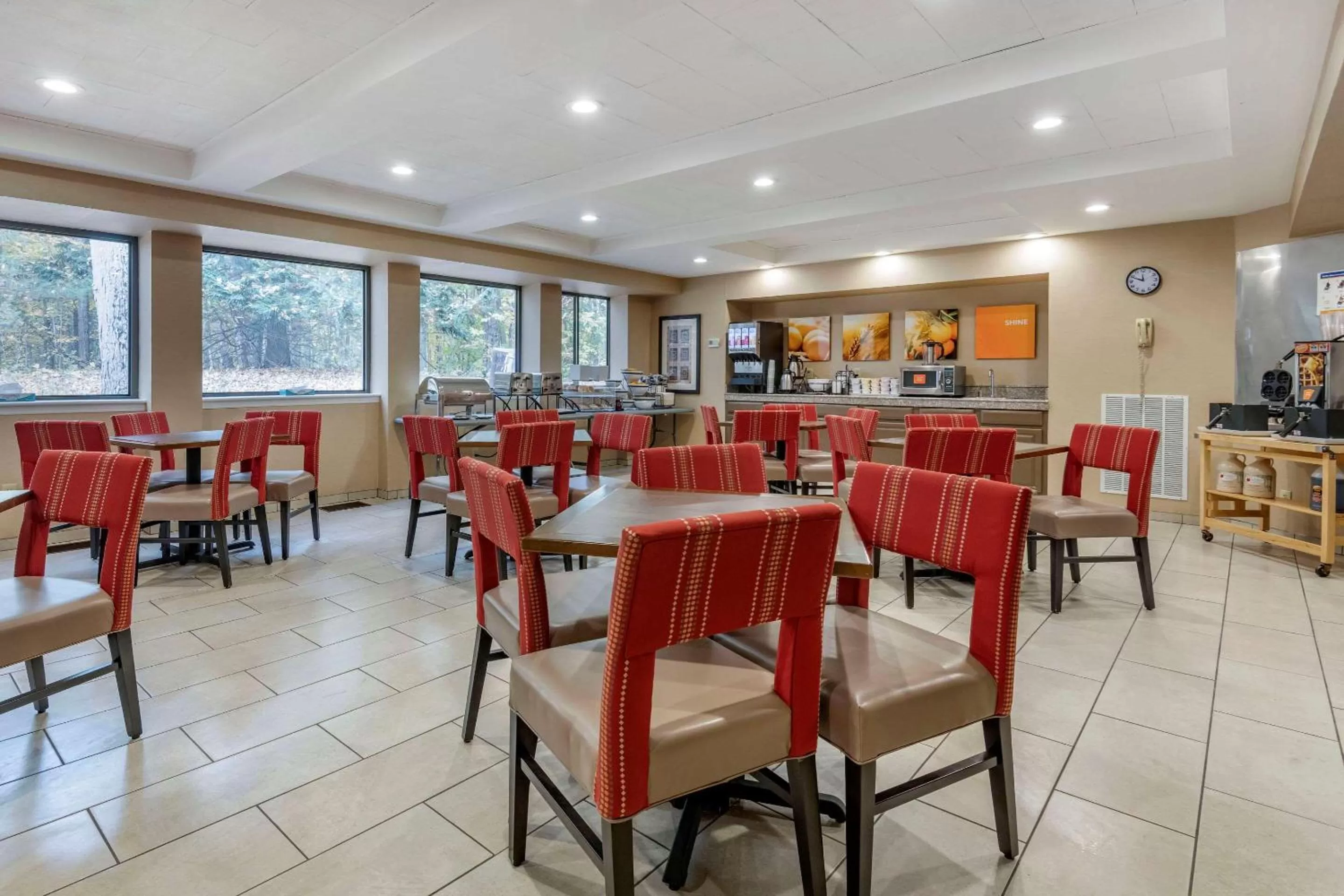 Restaurant/places to eat in Comfort Inn & Suites Montpelier-Berlin