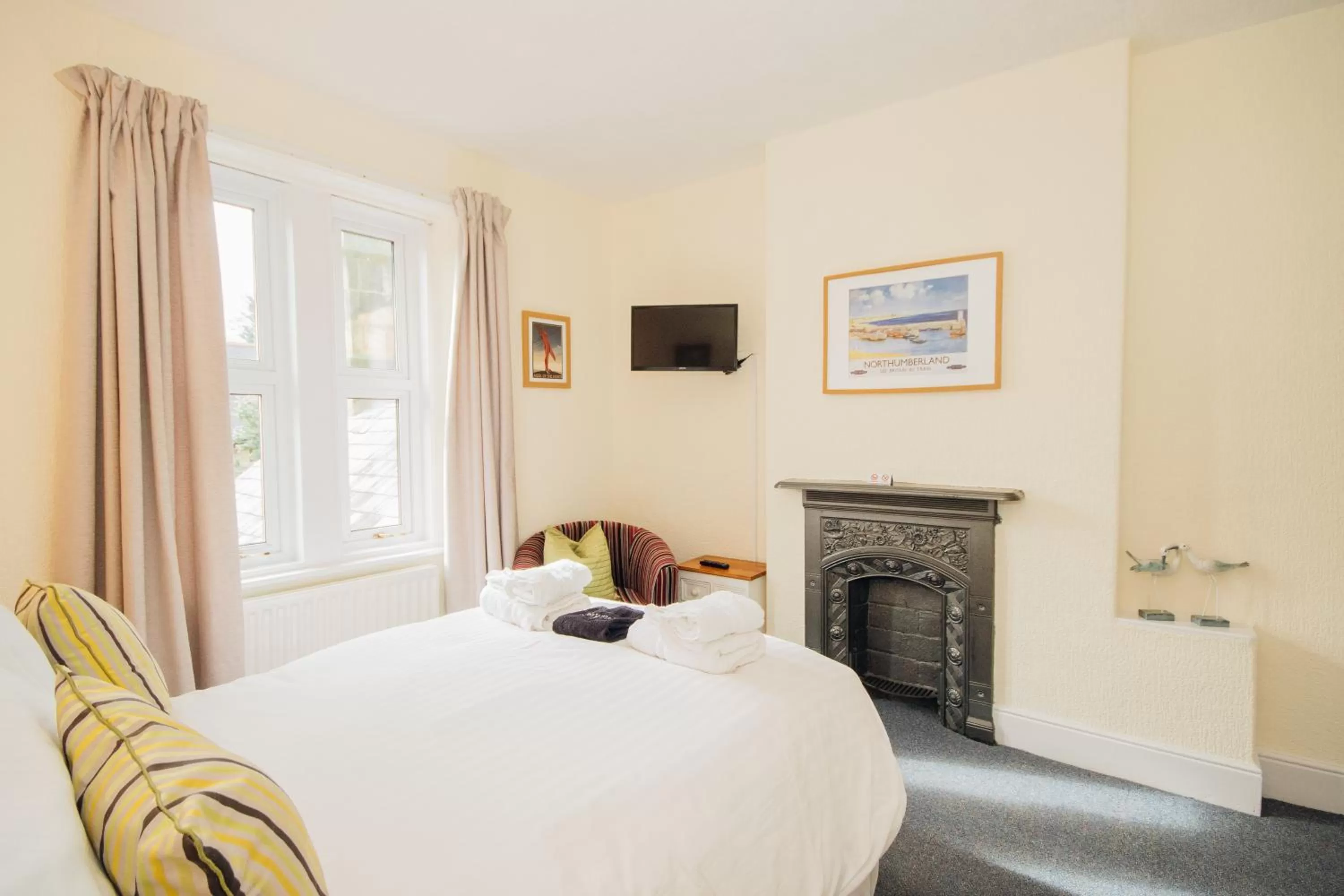 Deluxe Double Room with Bath in EveAnna