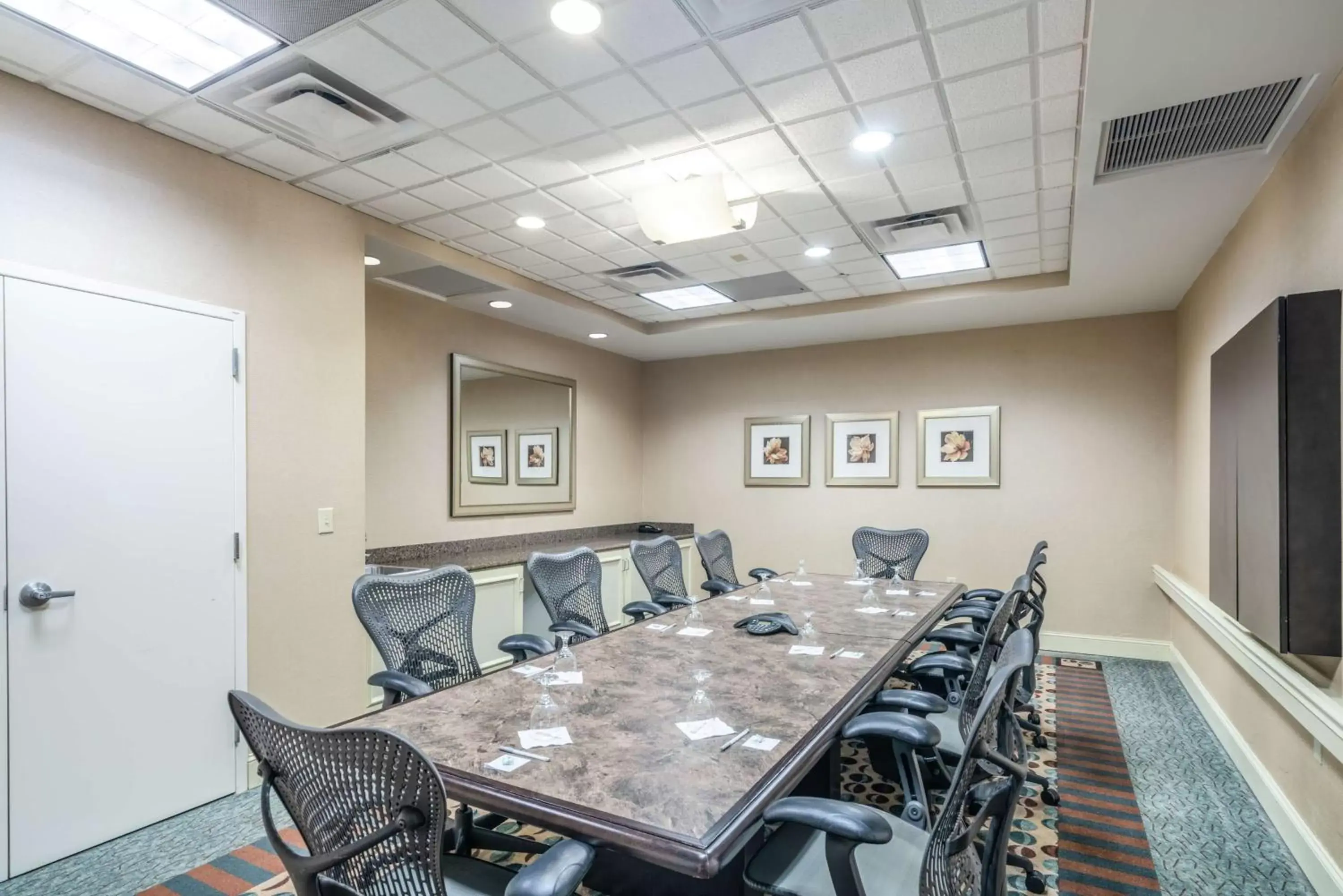 Meeting/conference room in Hilton Garden Inn Richmond Airport