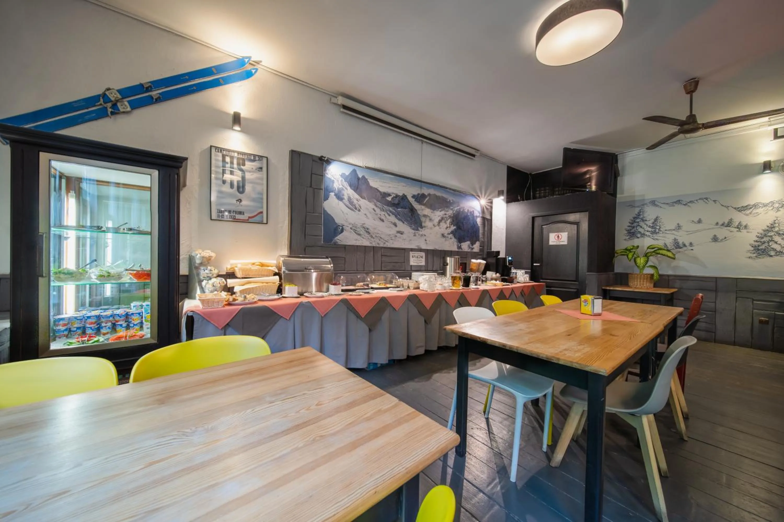 Restaurant/places to eat in Hotel Gromada Zakopane