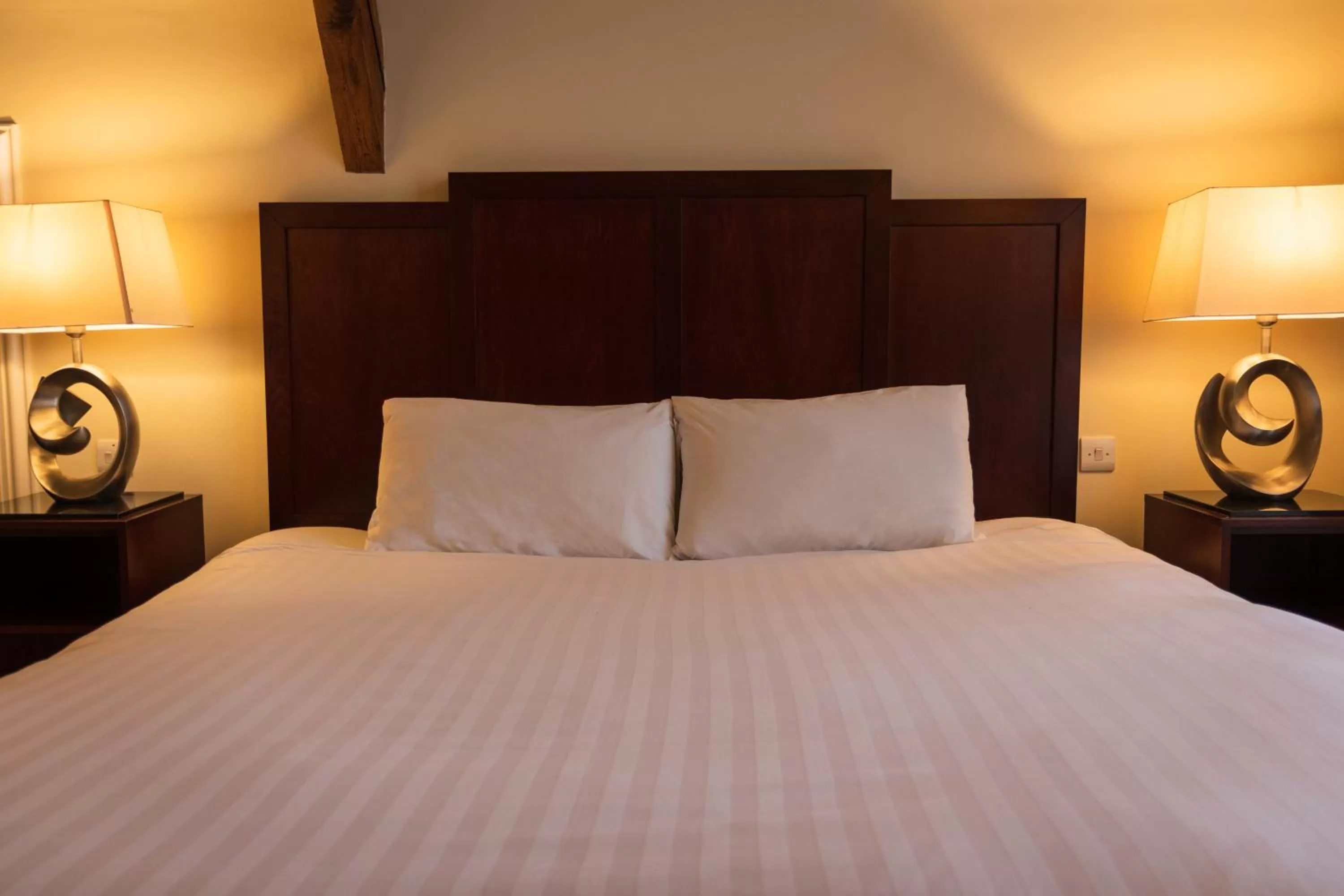 Bedroom, Bed in Sprowston Manor Hotel, Spa & Golf