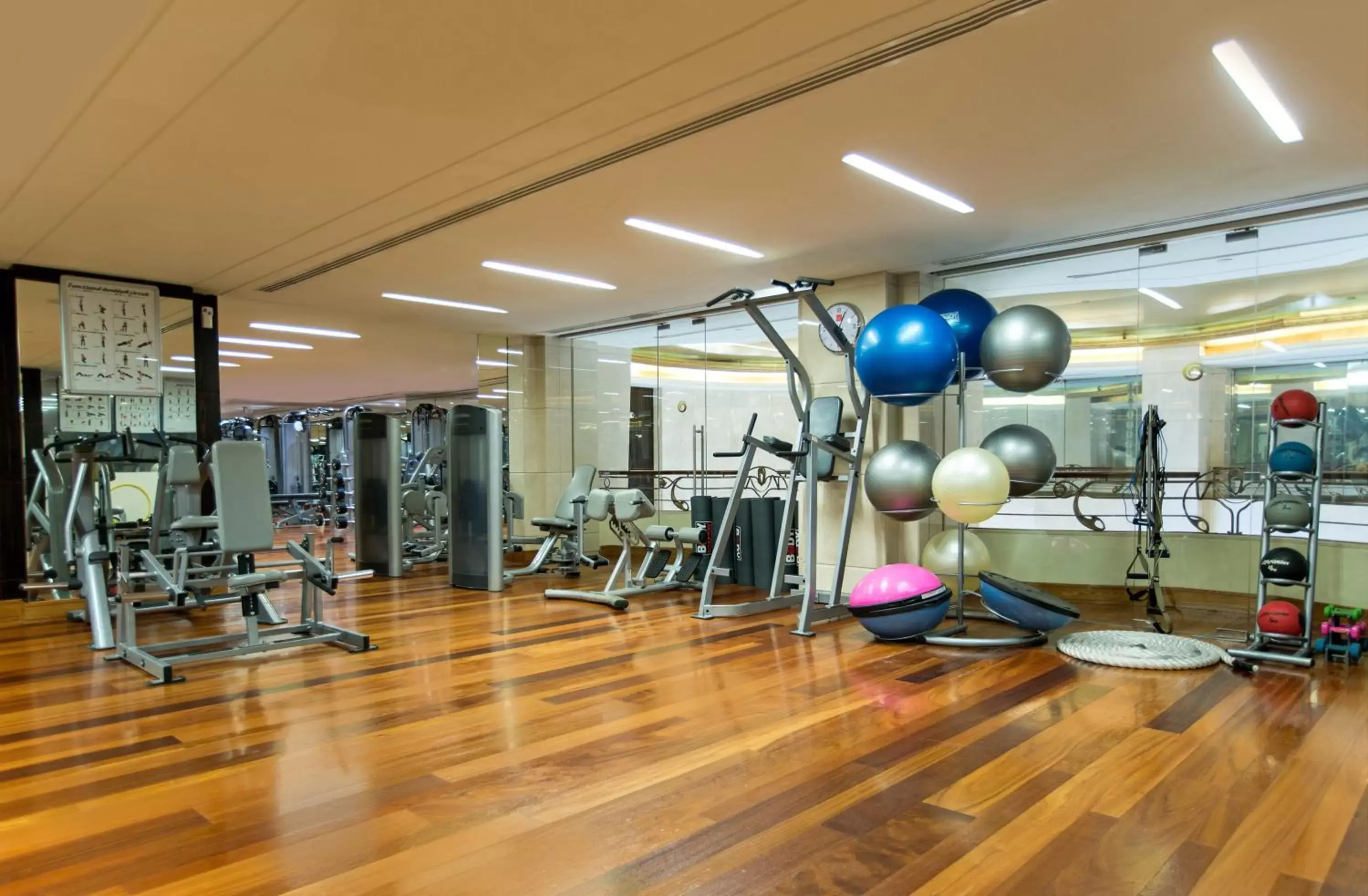 Fitness centre/facilities, Fitness Center/Facilities in La Cigale Hotel Managed by Accor