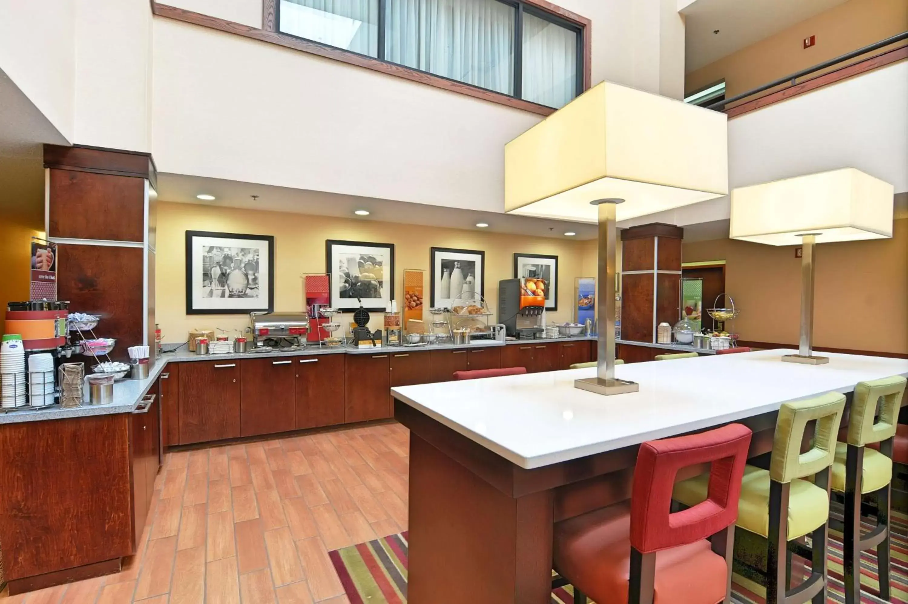 Dining area, Restaurant/Places to Eat in Hampton Inn Athens