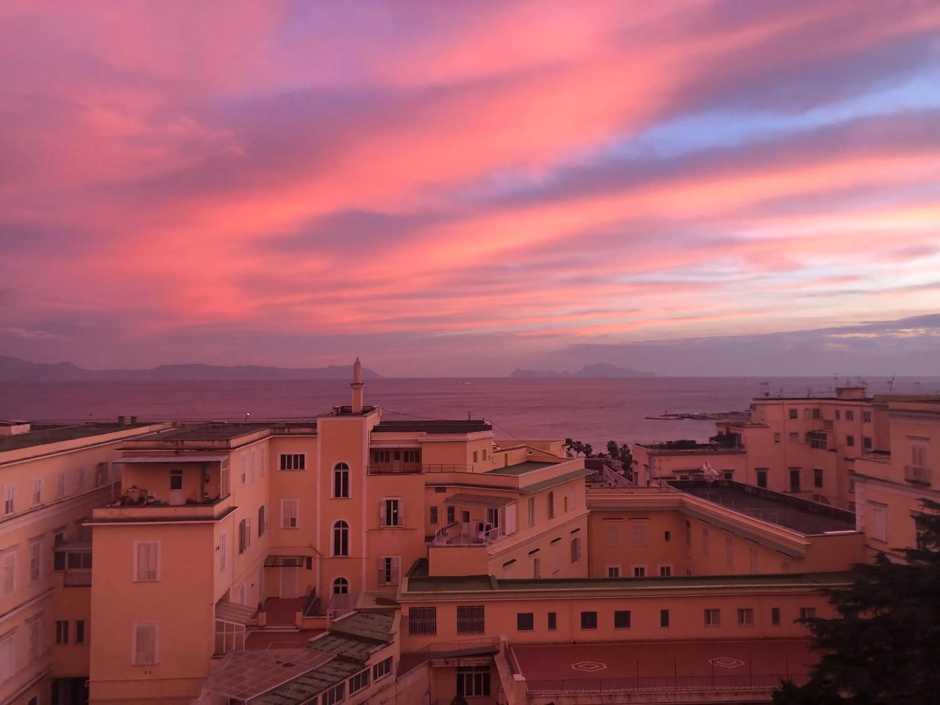 Sea view in Specchio di Parthenope B&B