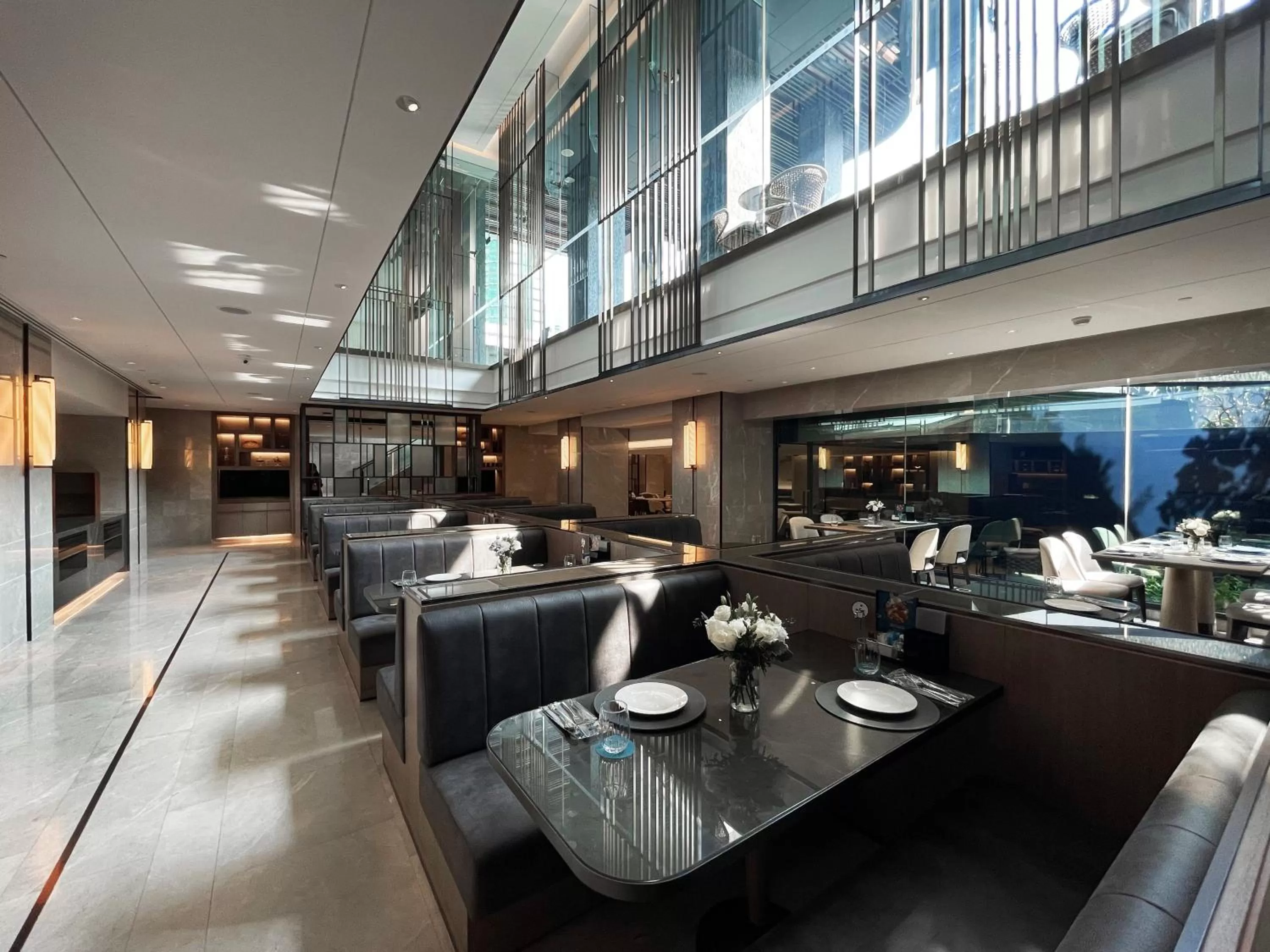 Restaurant/places to eat in Carlton Hotel Bangkok Sukhumvit