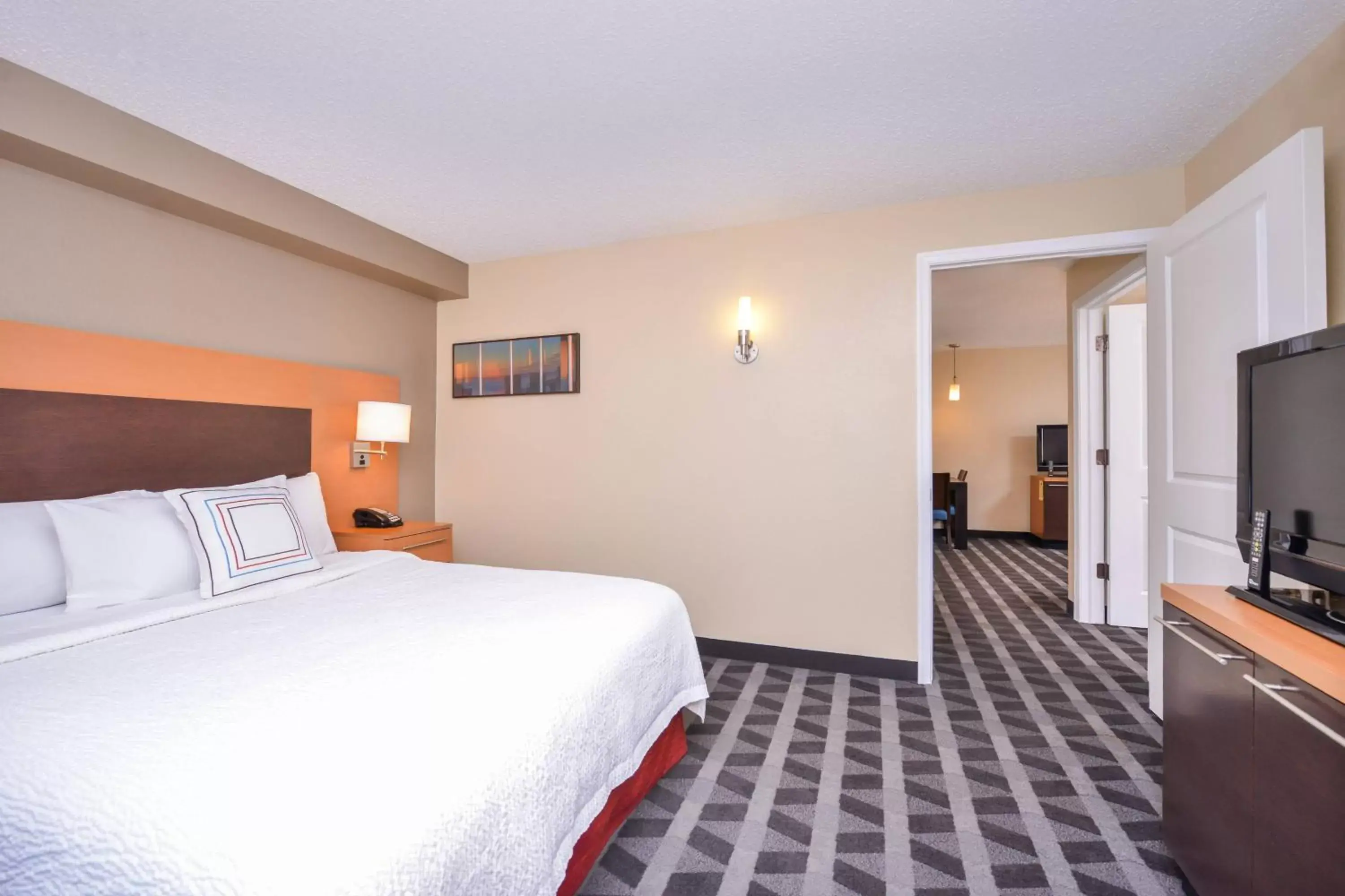 Bedroom, Bed in TownePlace Suites Arundel Mills BWI Airport