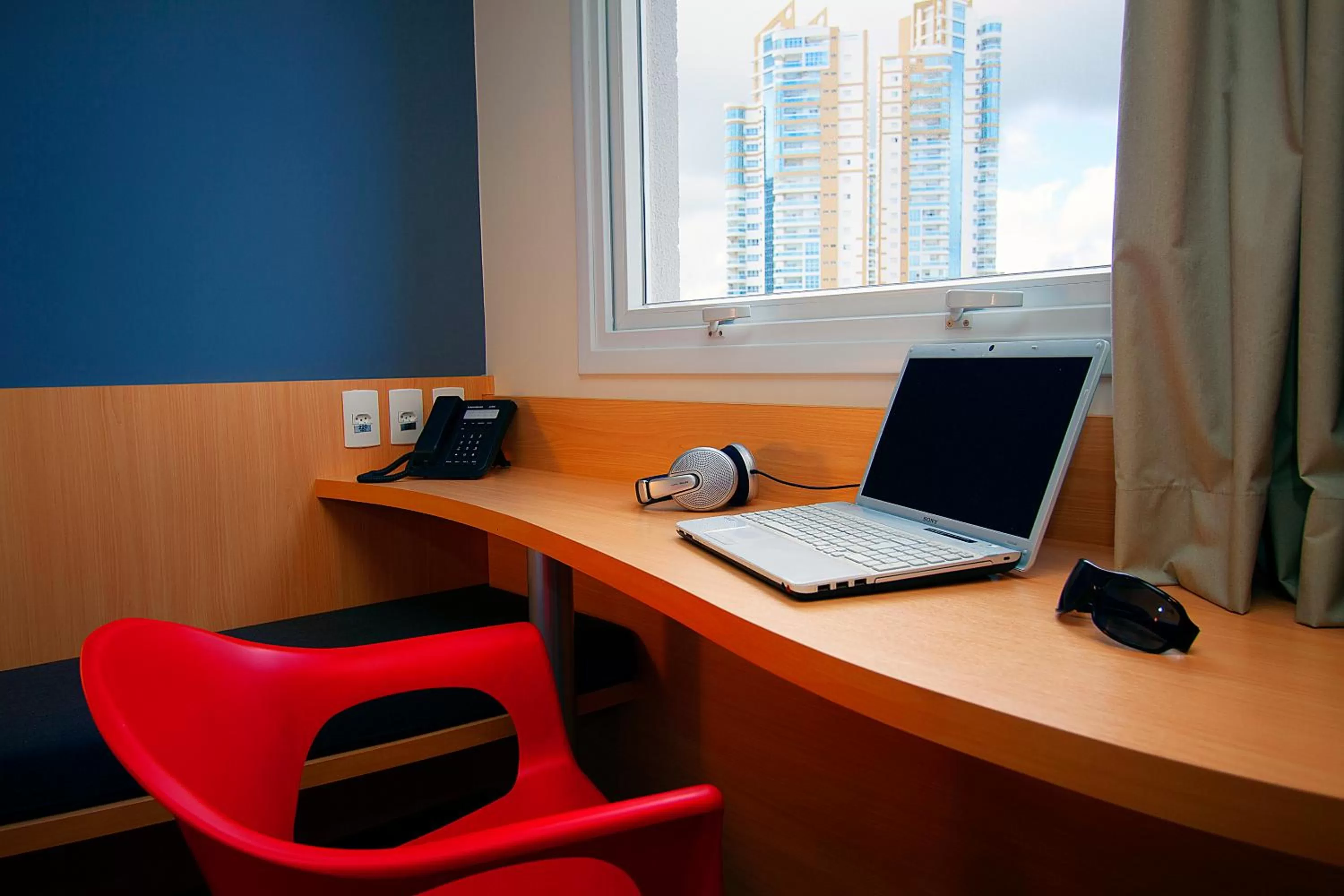 Seating area in ibis Mogi das Cruzes Shopping