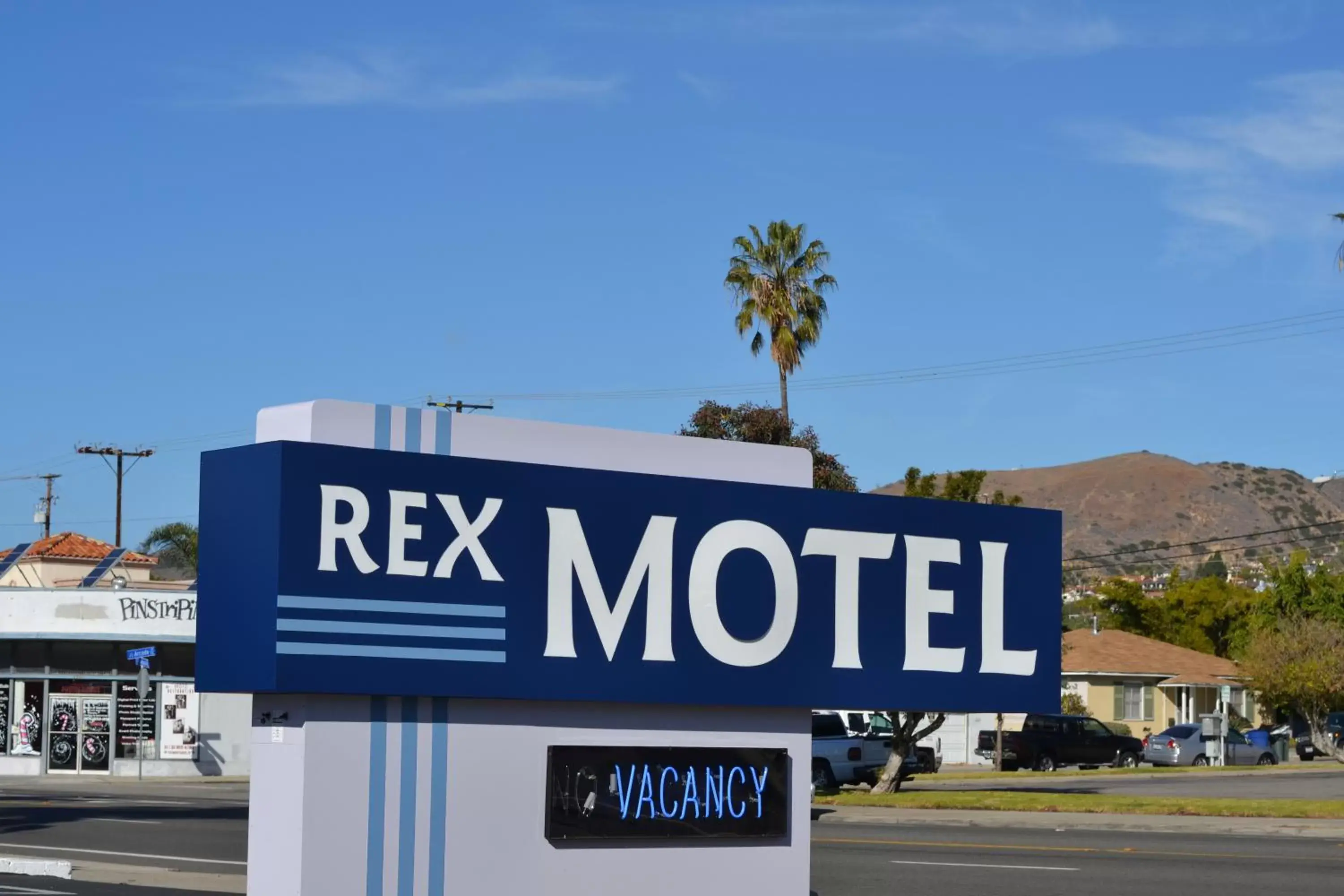 Property building, Property Logo/Sign in Rex Motel