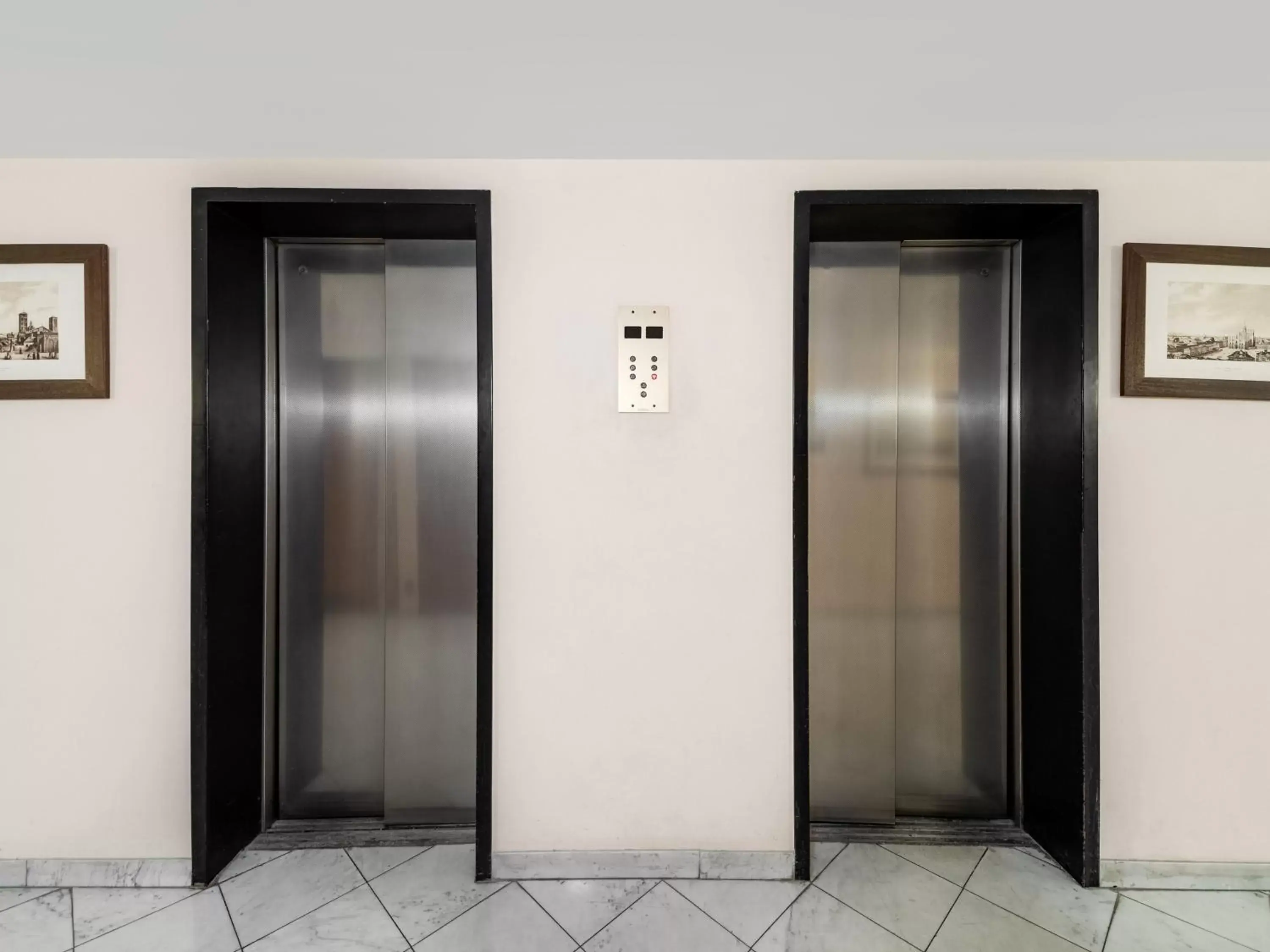 elevator in Adore Rooms & Apartments