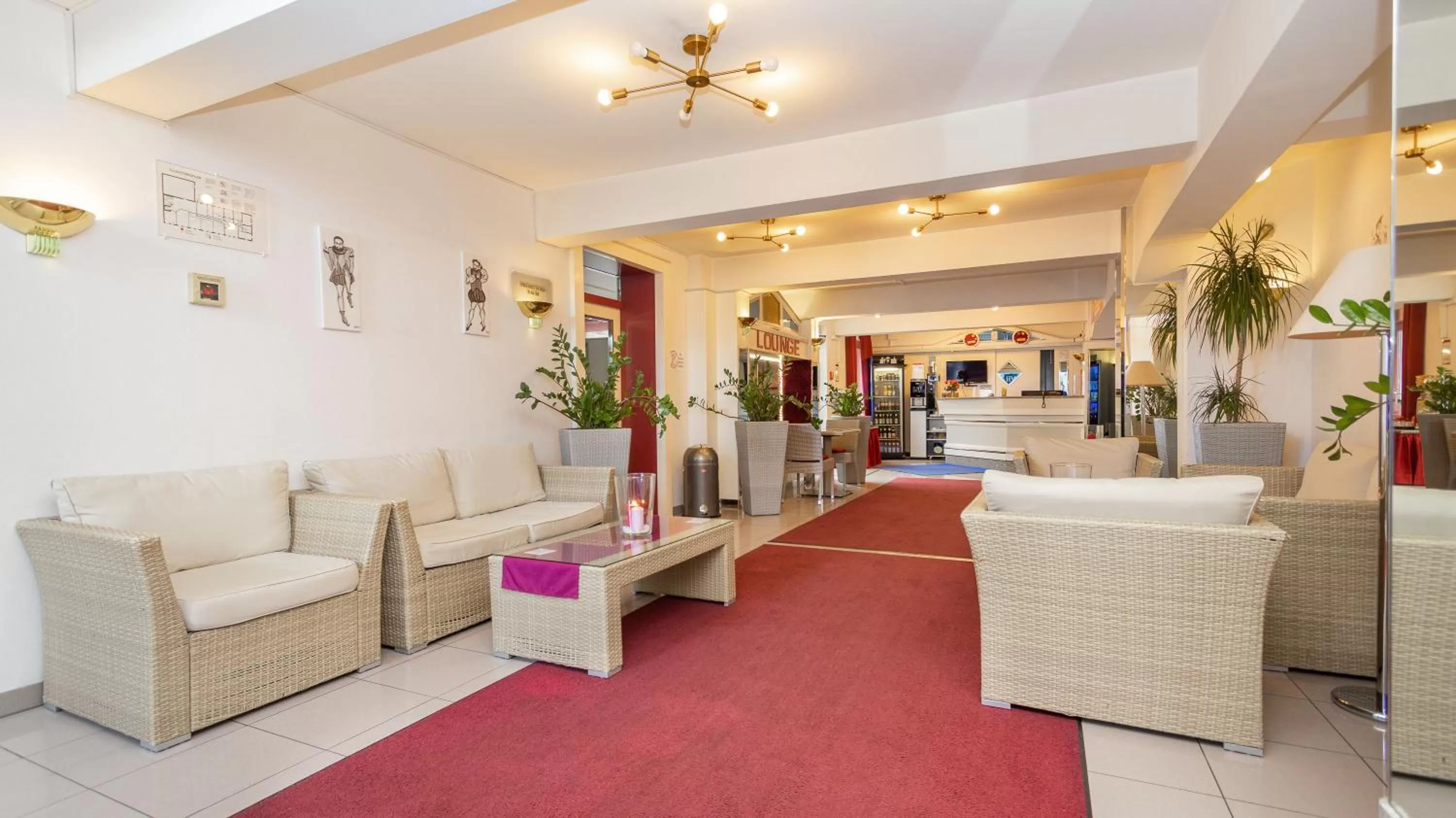 Lobby or reception, Seating Area in LeoMar Hotel
