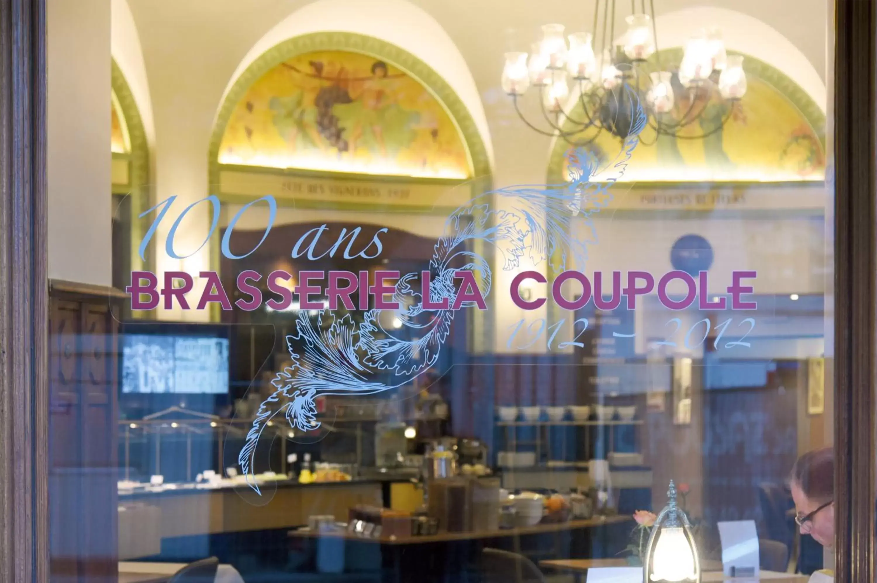 Restaurant/places to eat in Astra Vevey Hotel & Restaurant