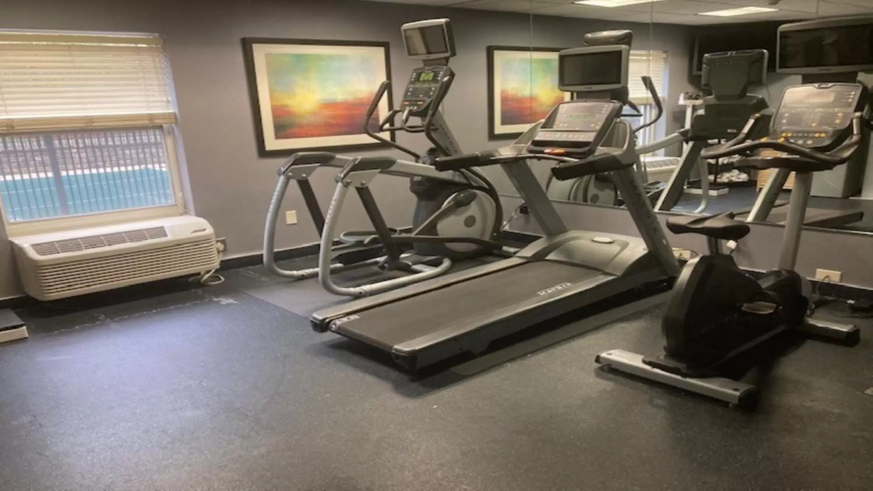 Spa and wellness centre/facilities, Fitness Center/Facilities in Holiday Inn Express Danbury I-84, an IHG Hotel