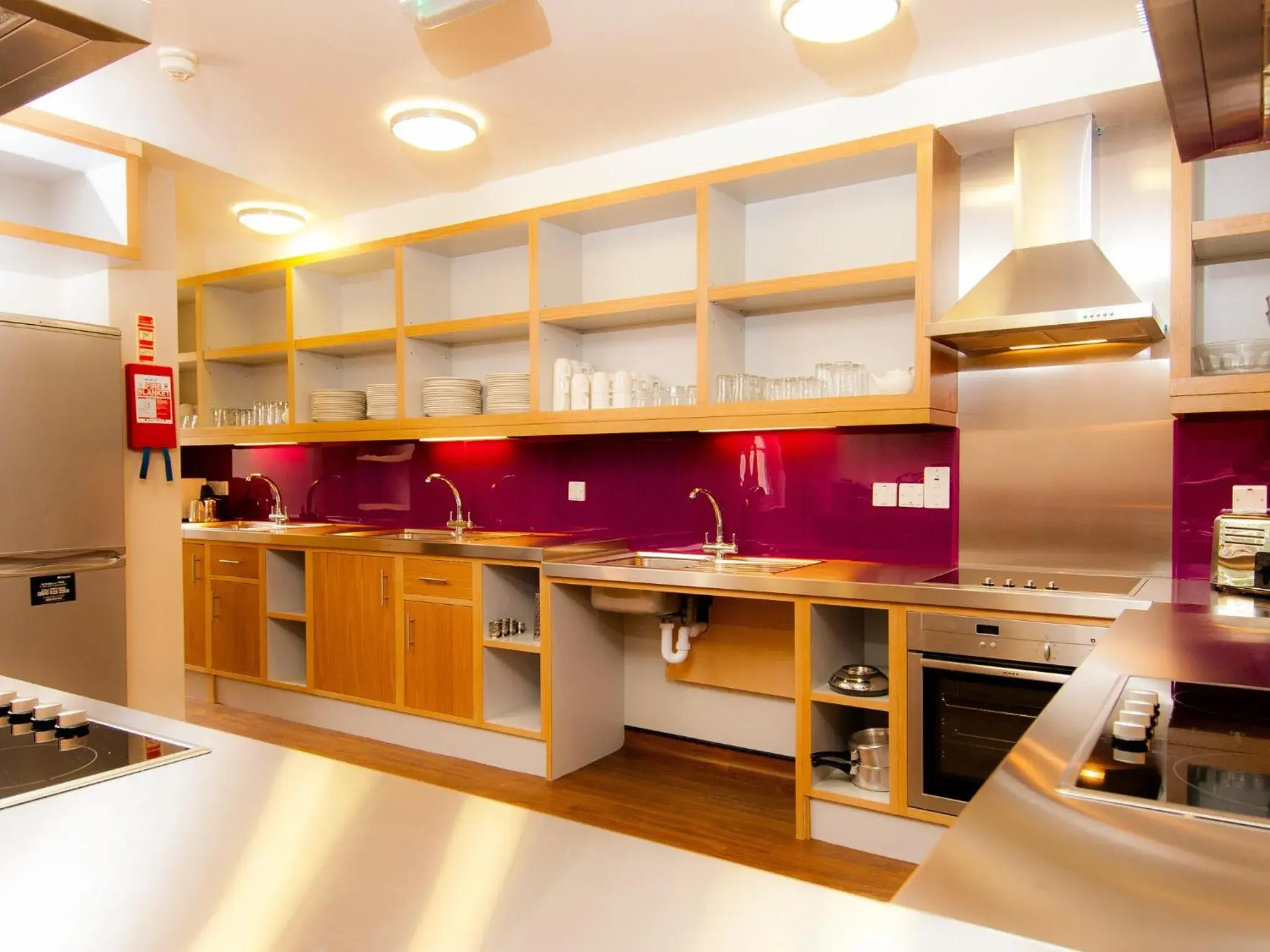 Kitchen or kitchenette, Kitchen/Kitchenette in YHA Stratford-Upon-Avon