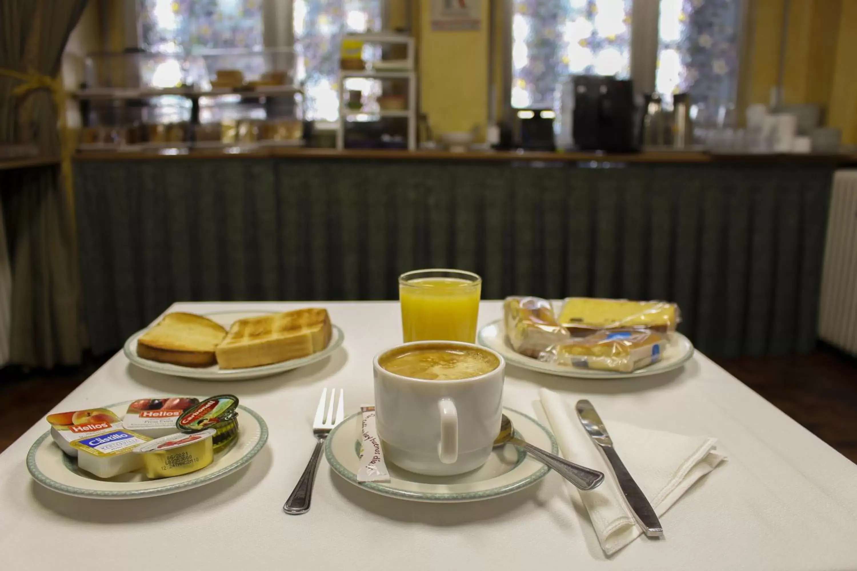 Continental breakfast, Food in Hotel Reyes Catolicos