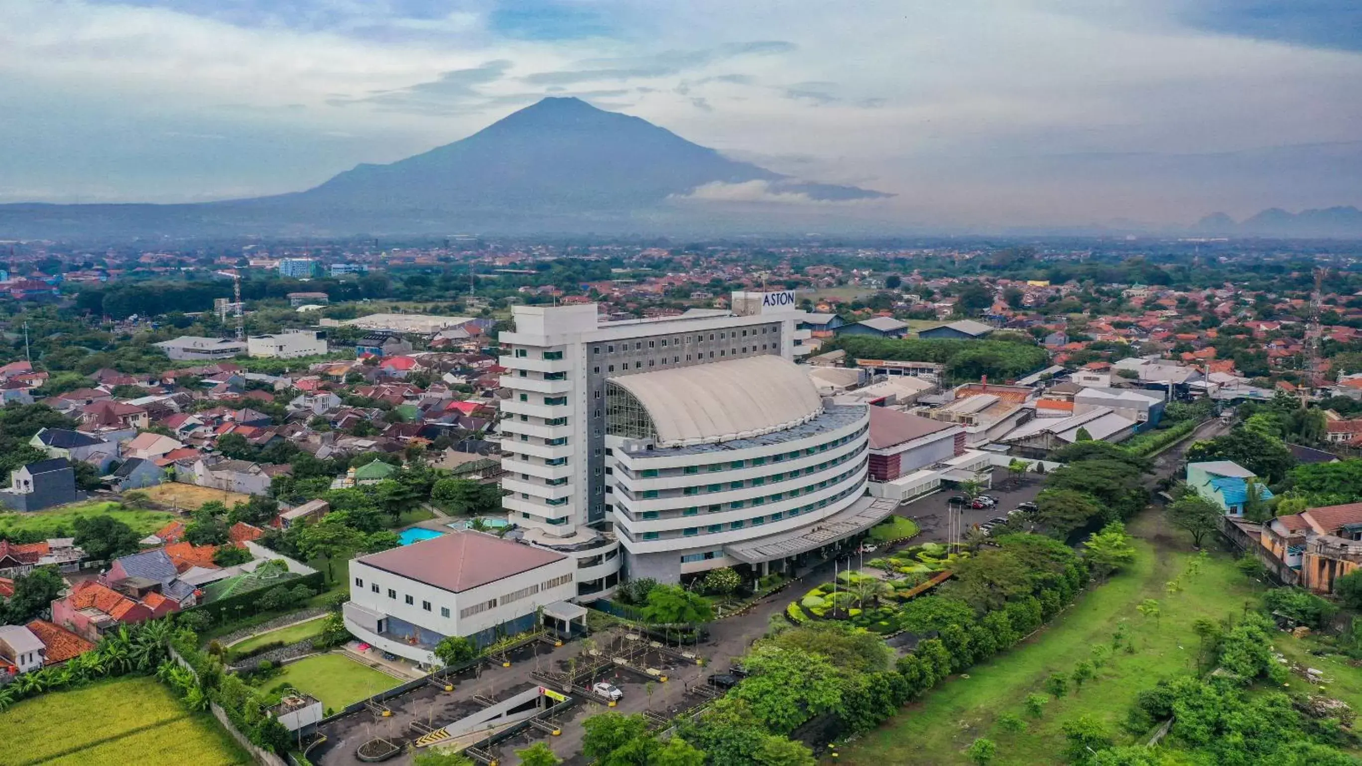 Property building, Bird's-eye View in ASTON Cirebon Hotel and Convention Center