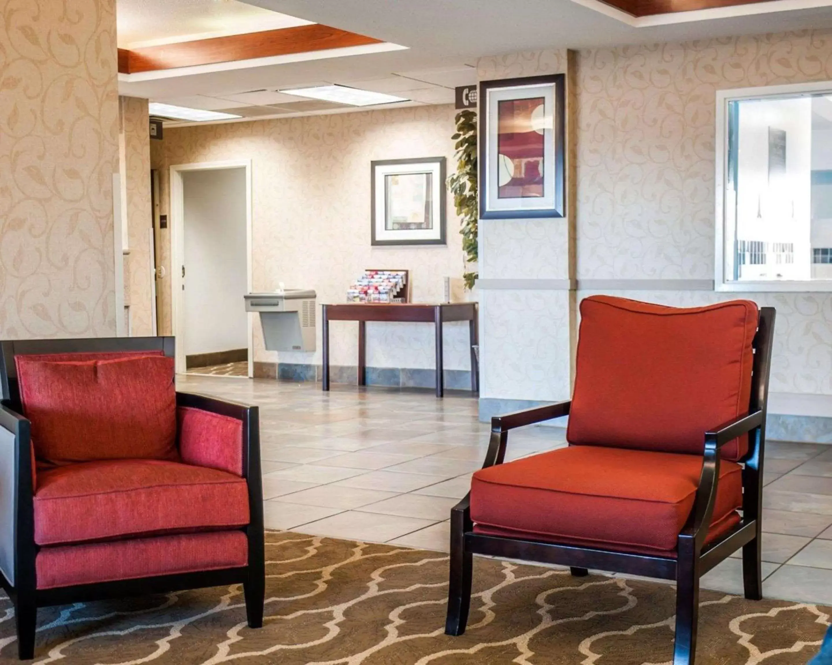Lobby or reception, Lobby/Reception in Quality Inn & Suites near St Louis and I-255
