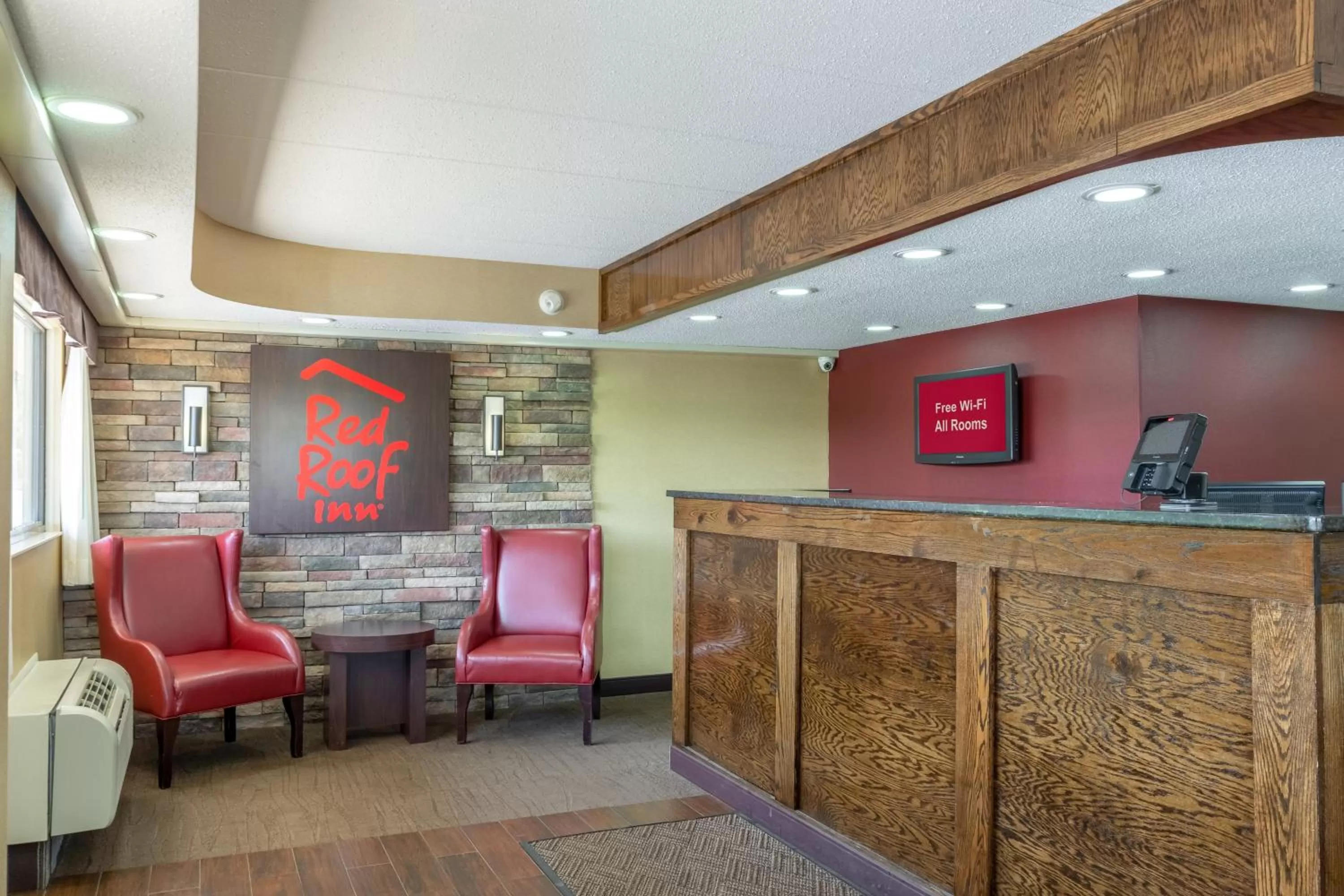 Lobby or reception in Red Roof Inn Kalamazoo East – Expo Center