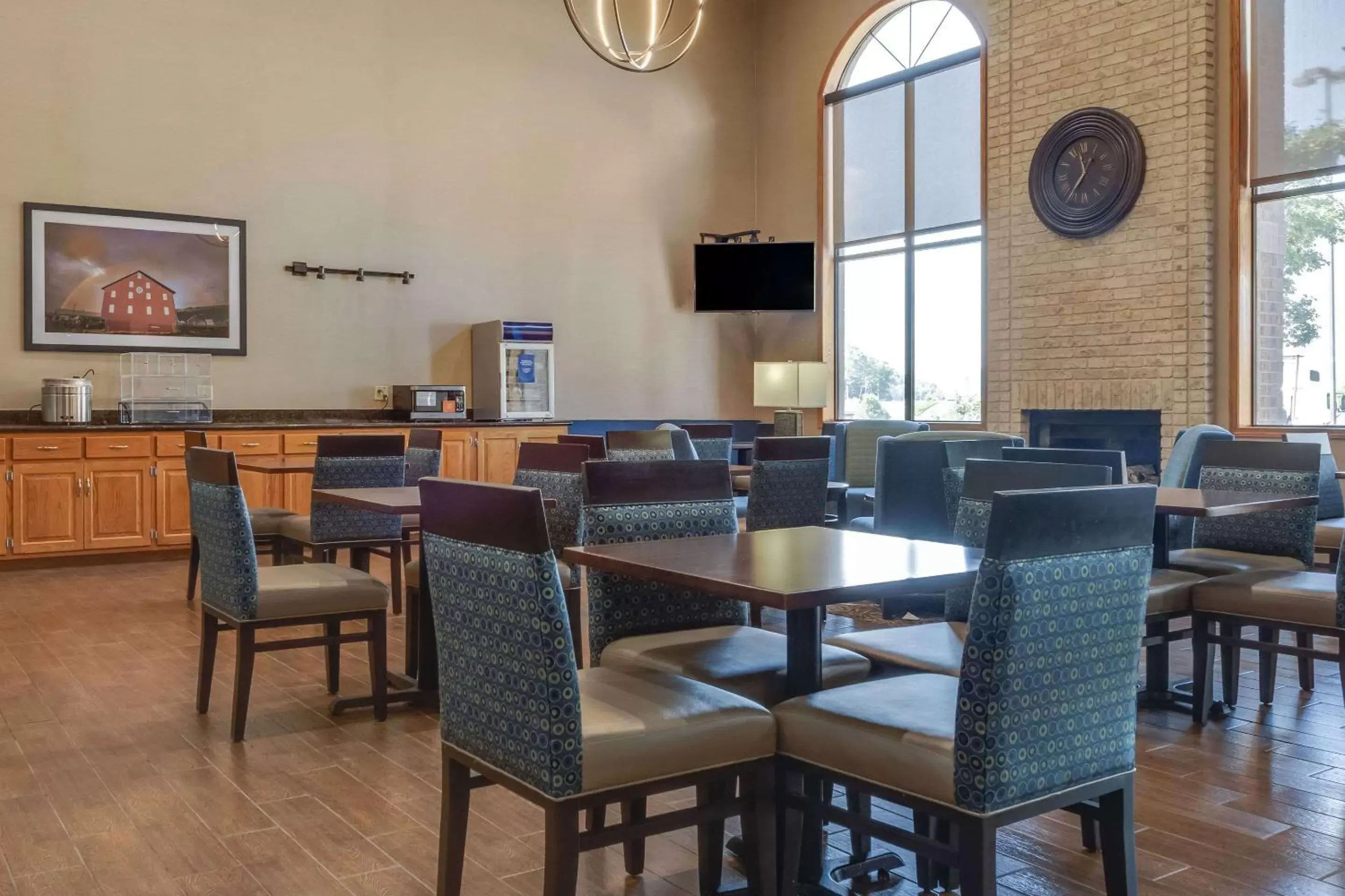 Restaurant/places to eat in Comfort Inn Millersburg Restaurant/places to eat in Comfort Inn Millersburg