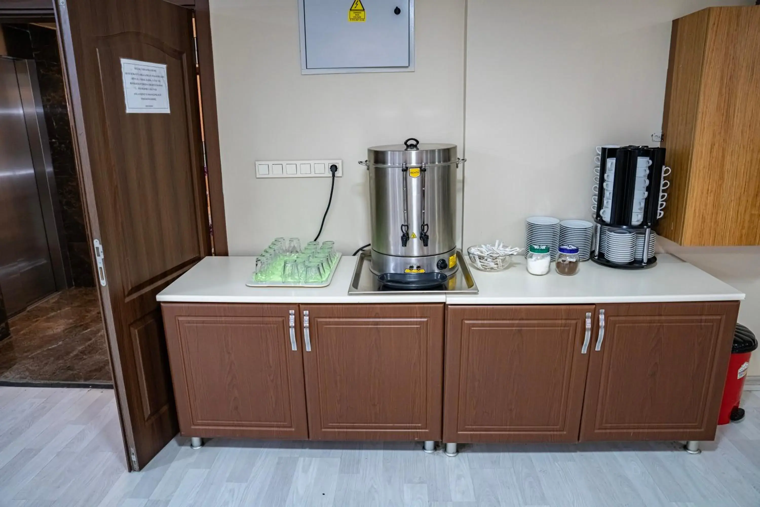 Kitchen/Kitchenette in Grand Hamit Hotel