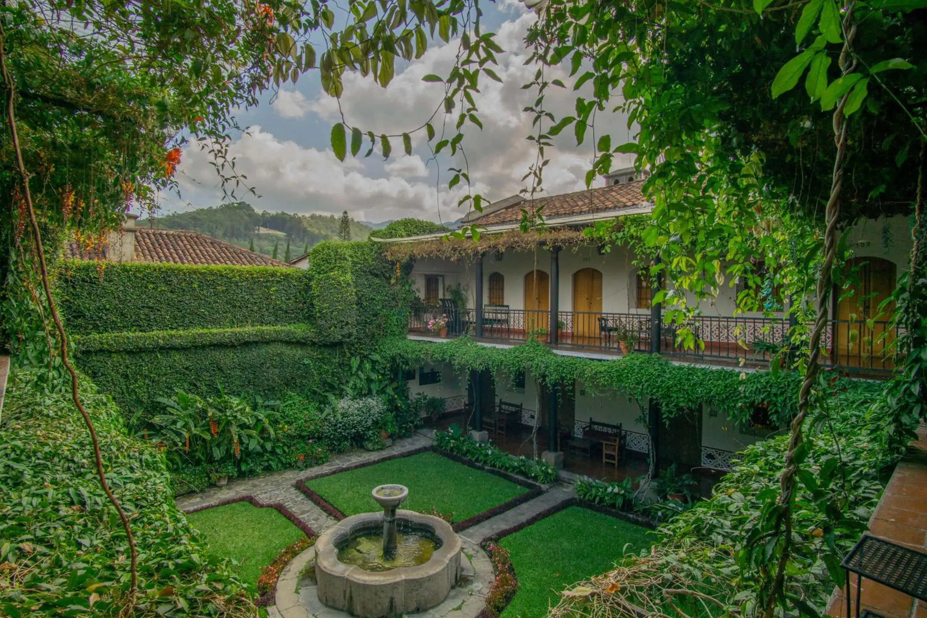 Property Building in Hotel Posada de Don Rodrigo Antigua