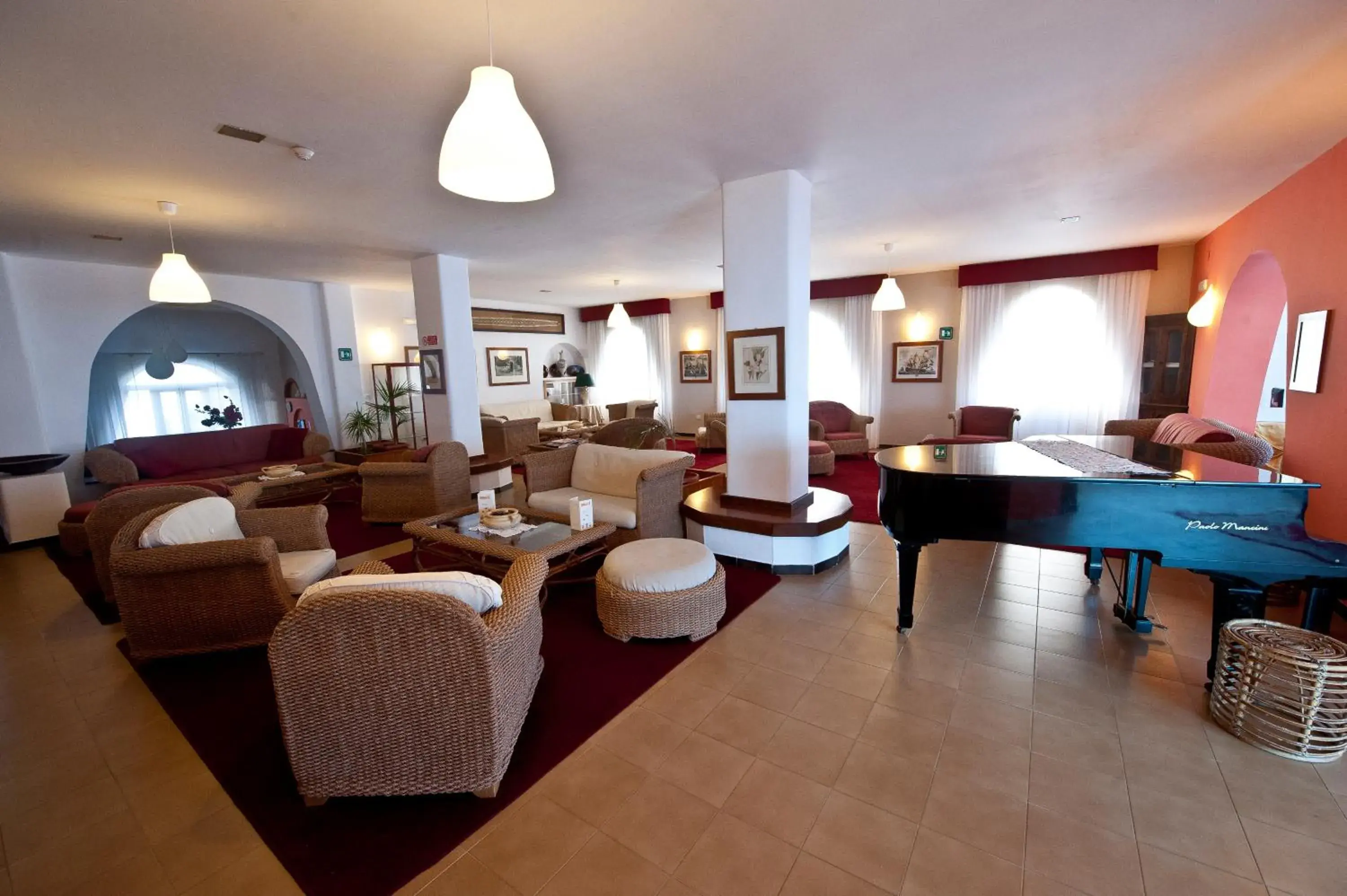Lobby or reception in Hotel Degli Aranci