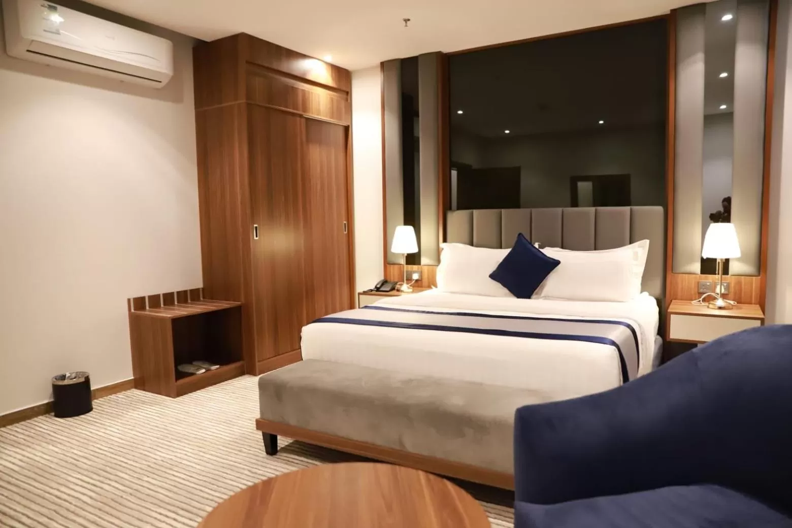 Bedroom, Bed in Tulip View Hotel