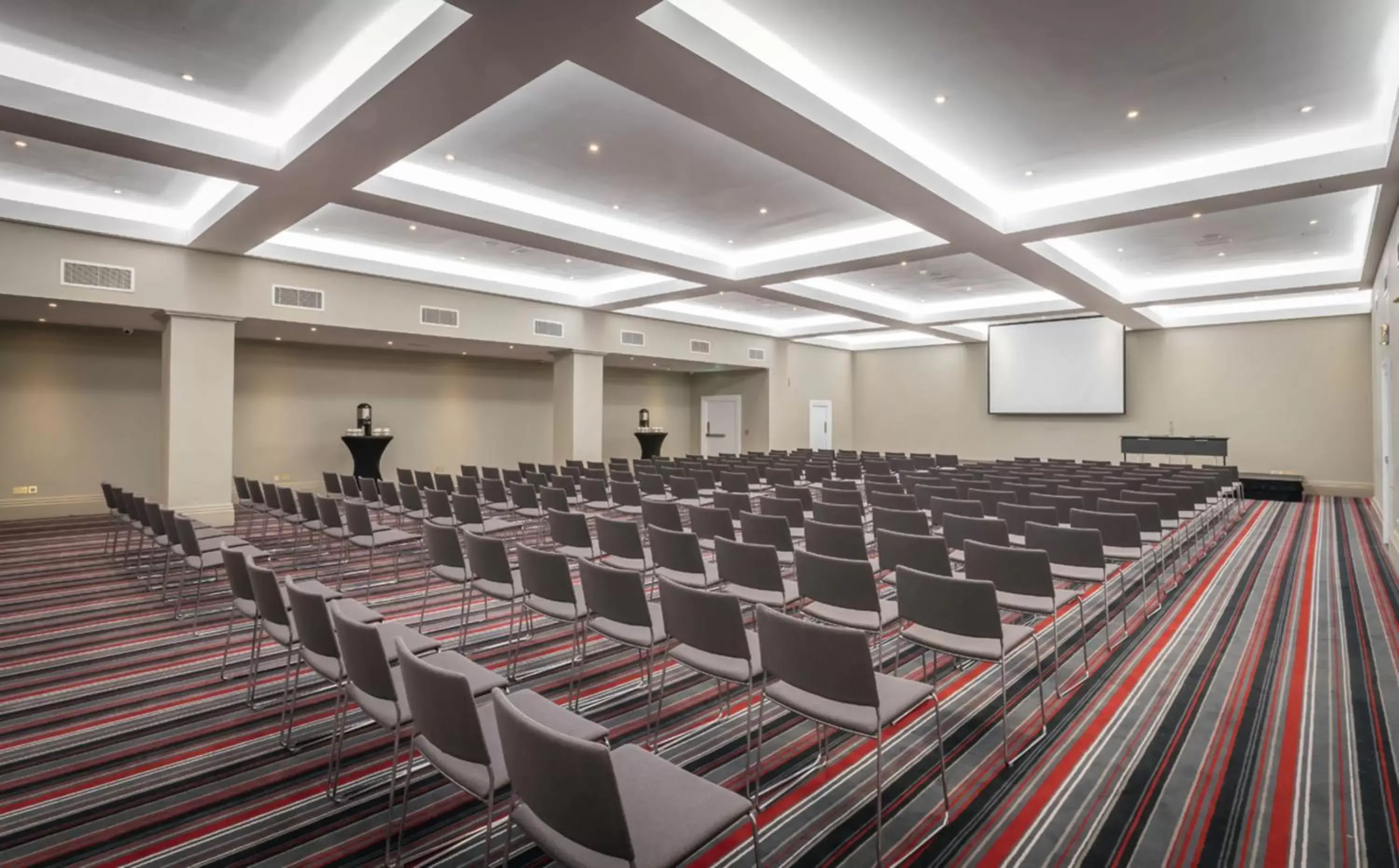 Meeting/conference room in Riu Plaza The Gresham Dublin