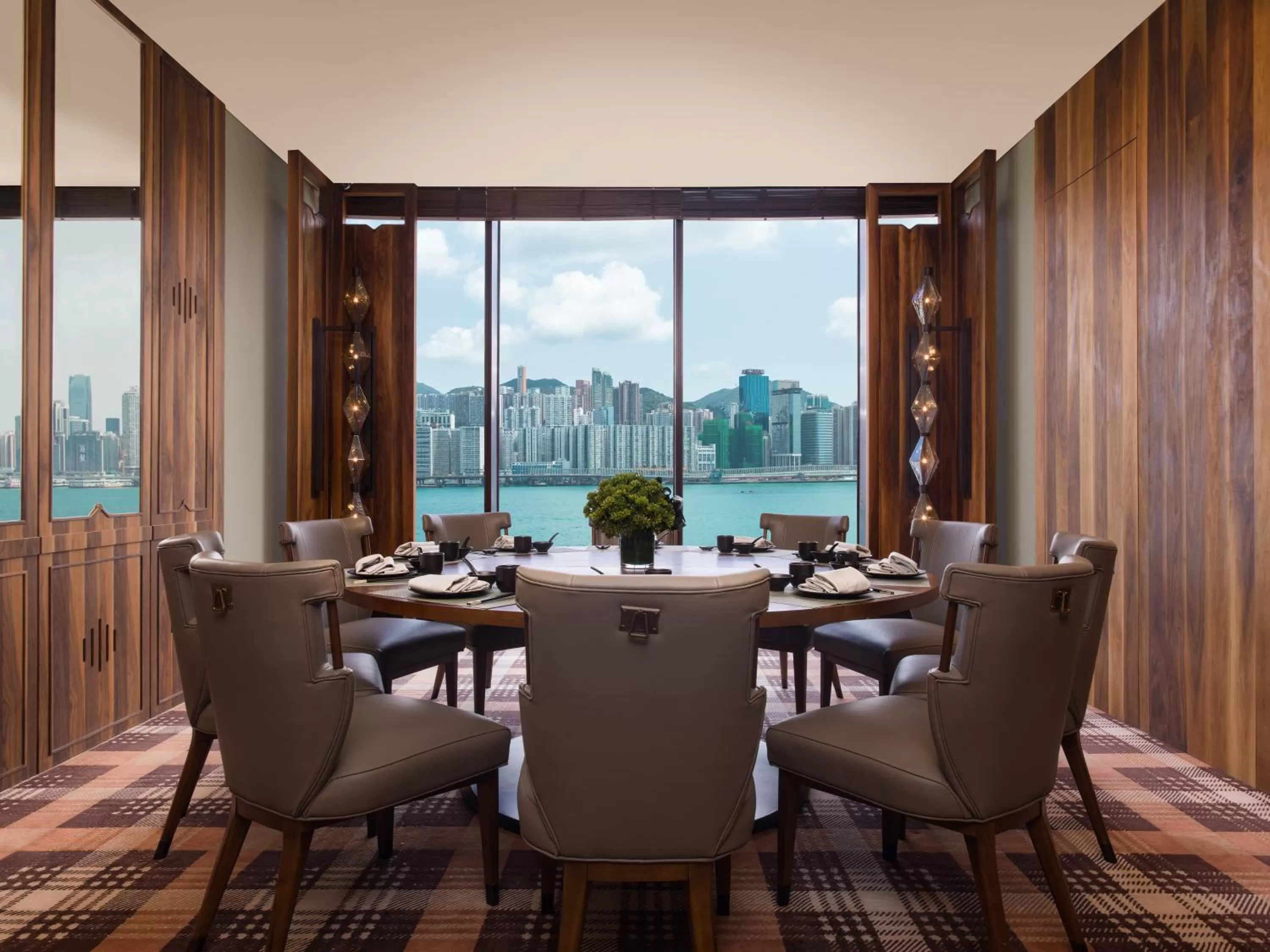 Sea view in Kerry Hotel Hong Kong by Shangri-la