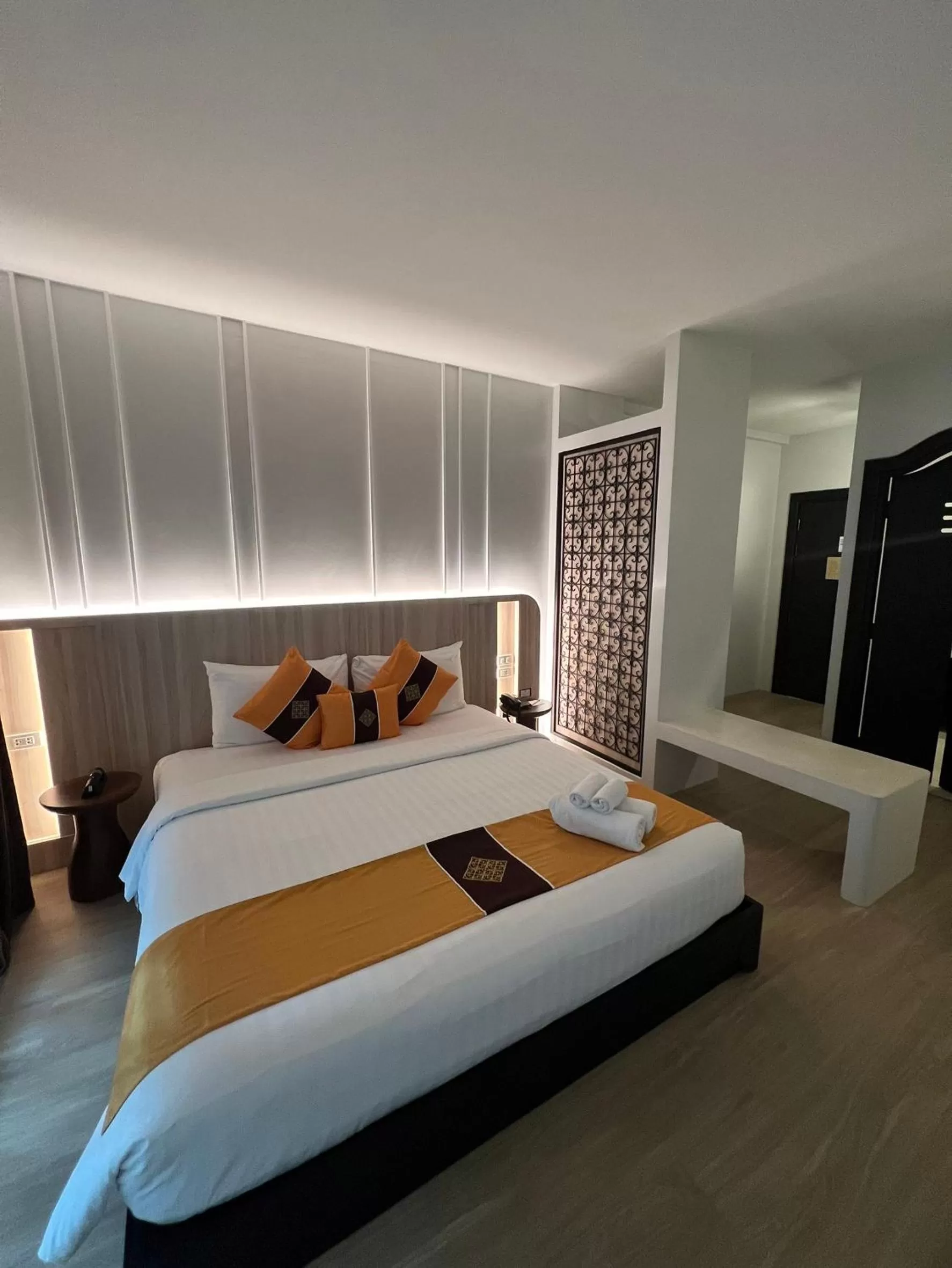 Photo of the whole room, Bed in Numsai Khaosuay Resort