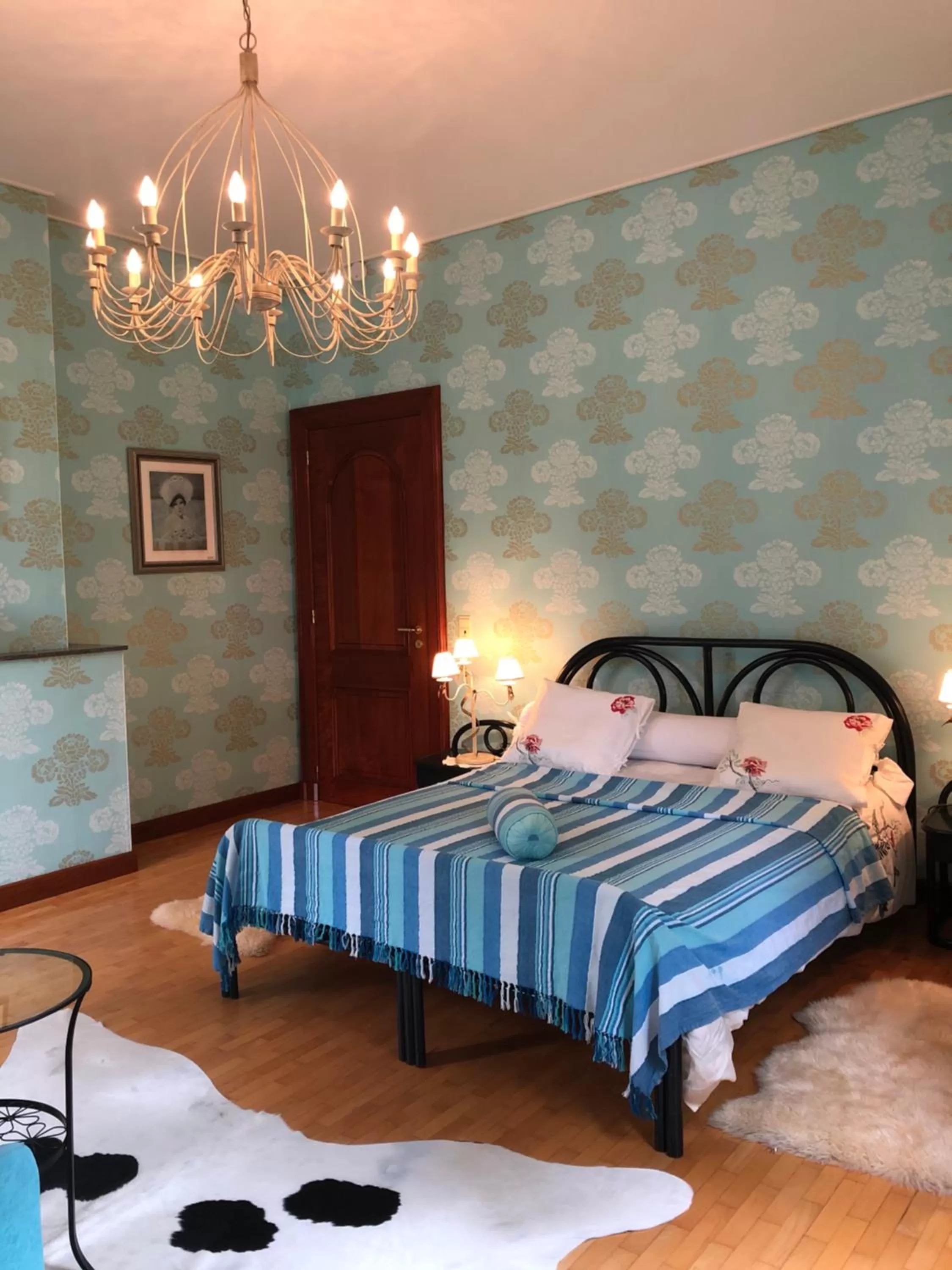 Bed in Château Les Tourelles