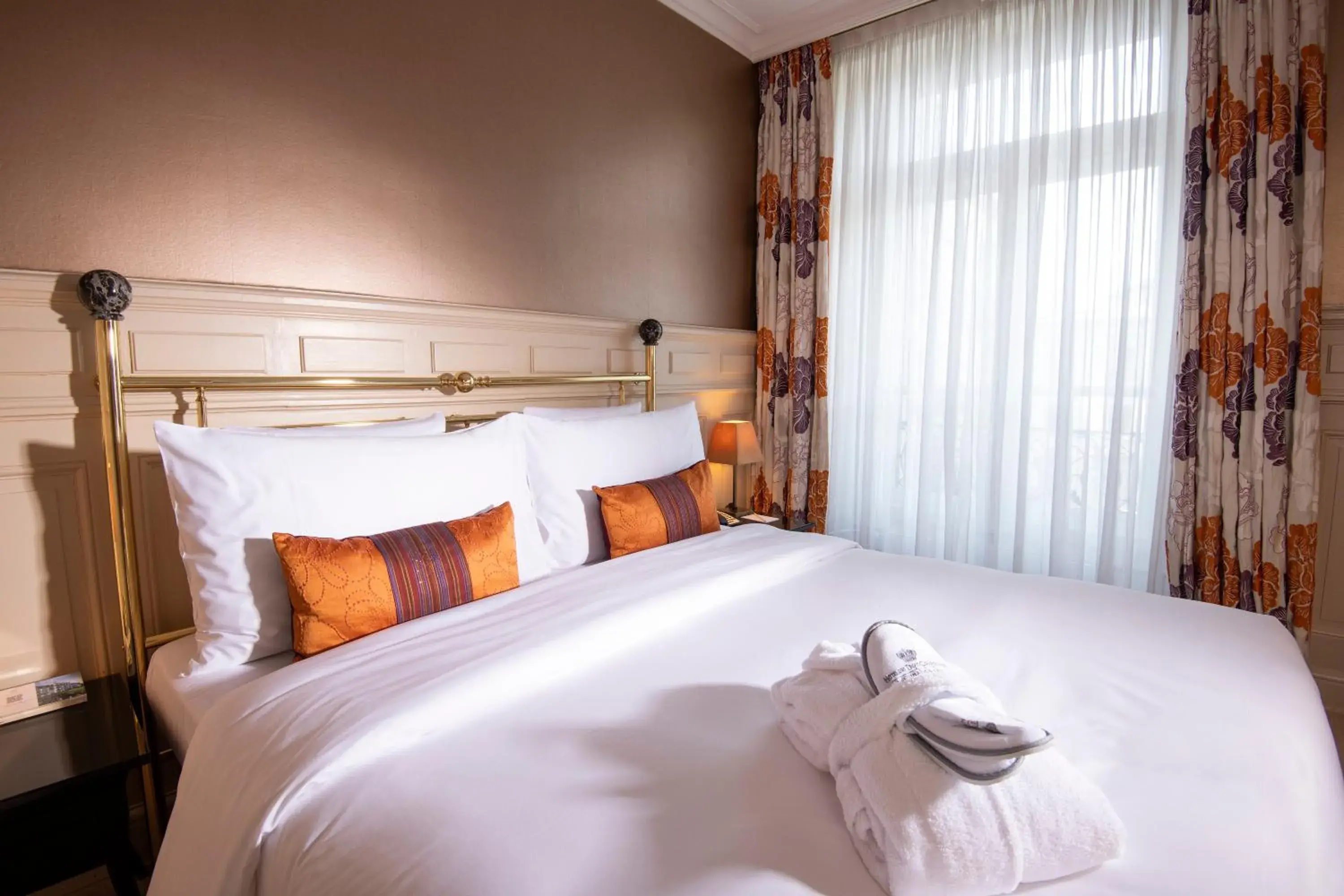 Bed in Hotel Des Trois Couronnes & Spa - The Leading Hotels of the World