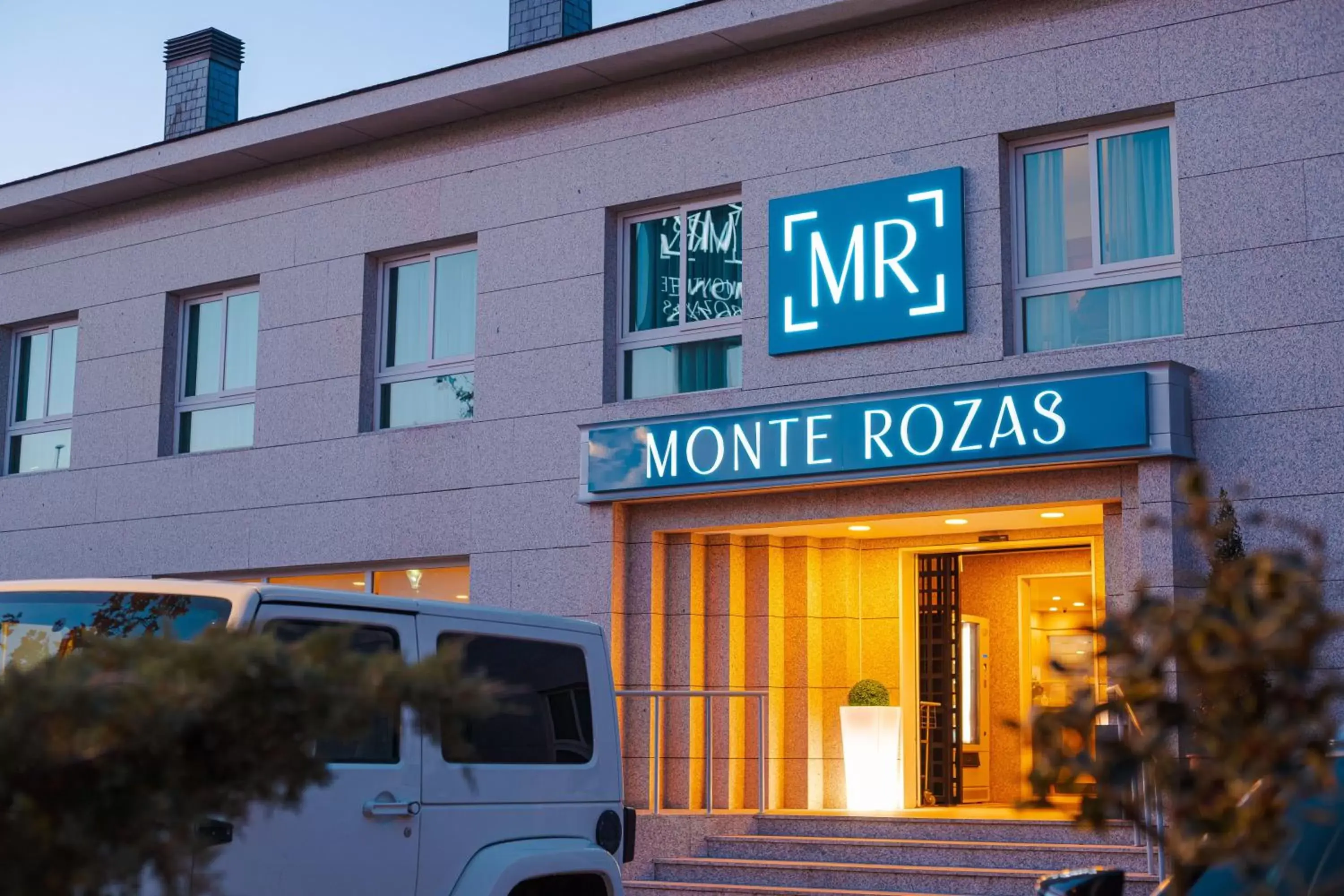 Facade/entrance in Hotel Monte Rozas