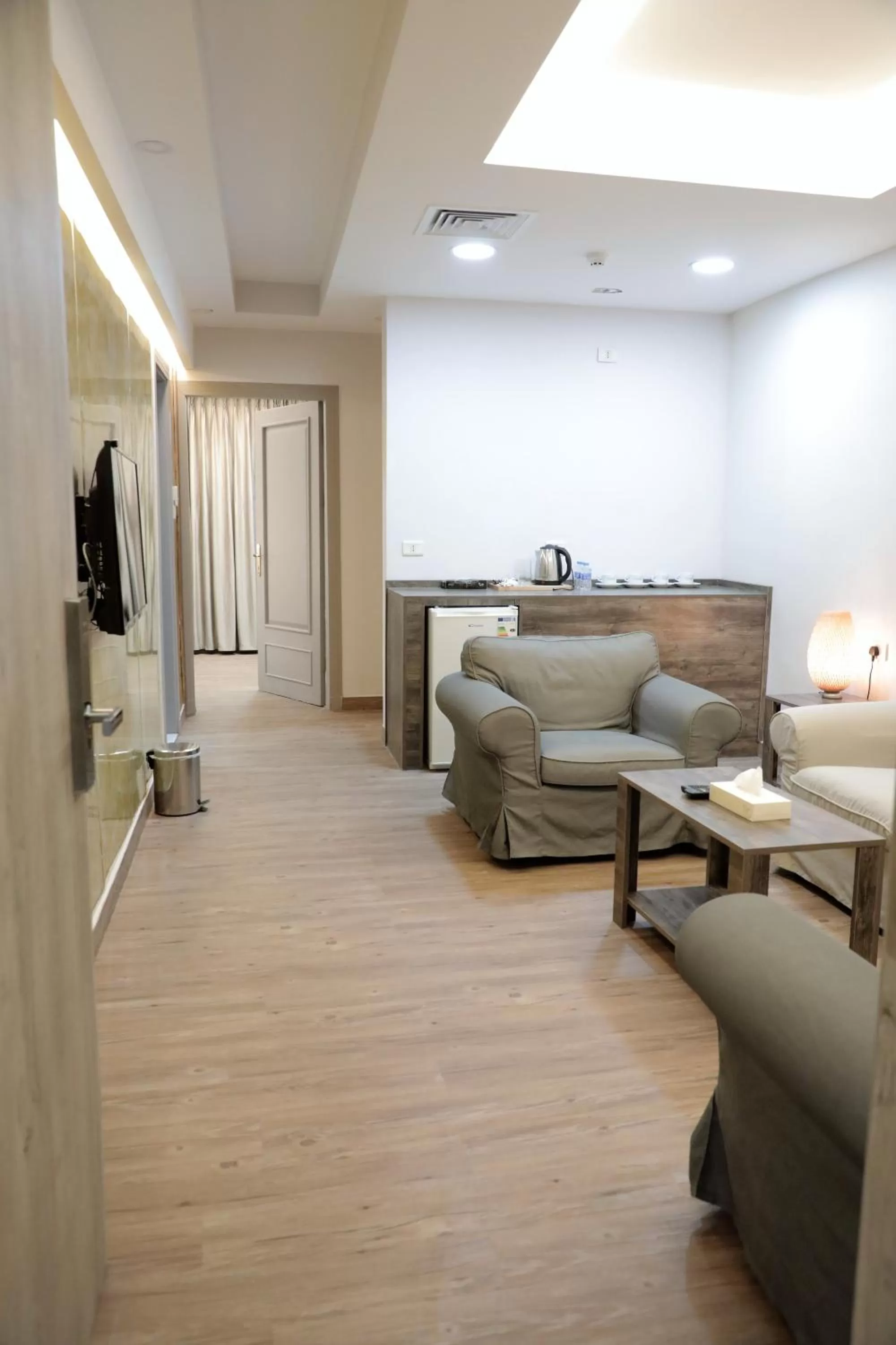 TV and multimedia in Nishan Hotel