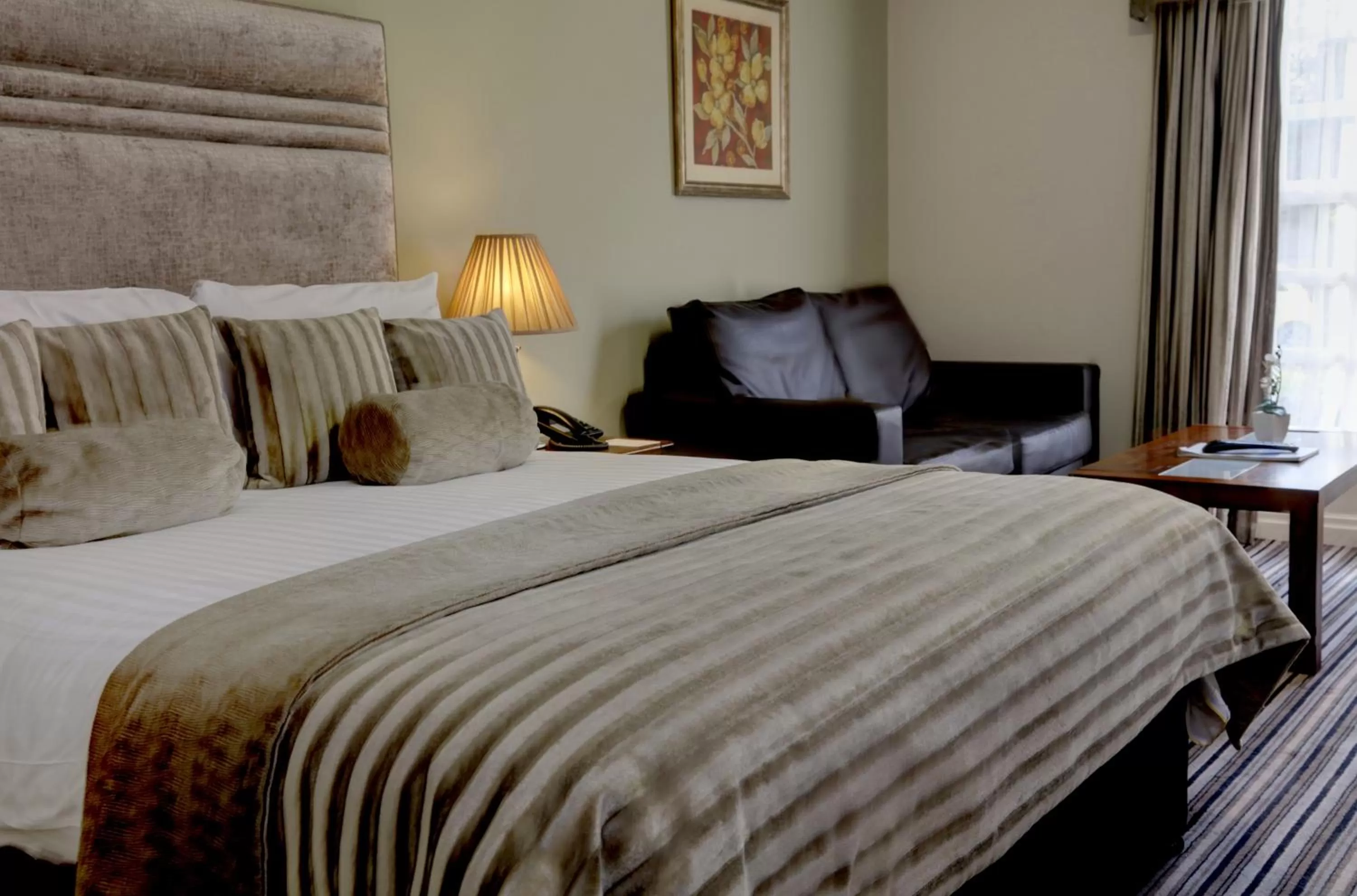 Bedroom, Bed in Best Western Plus West Retford Hotel