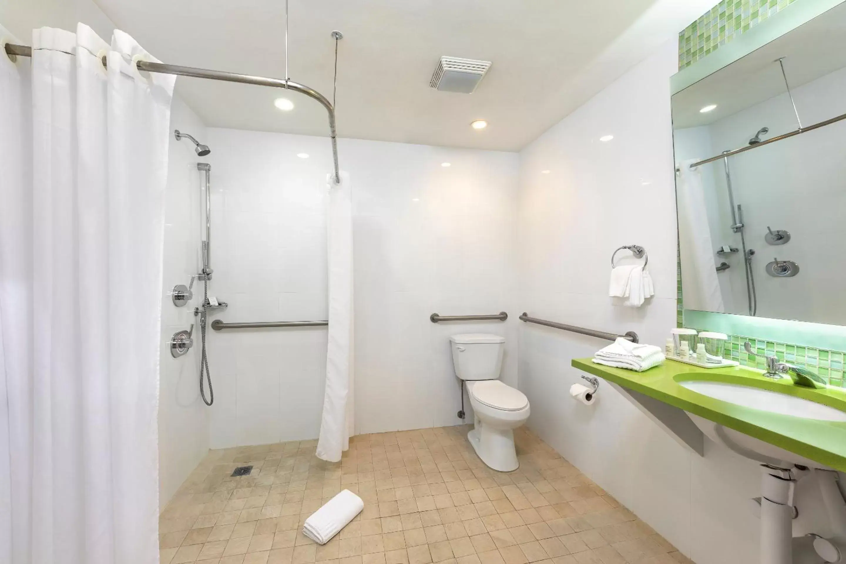 Bathroom in Circa 39 Hotel Miami Beach