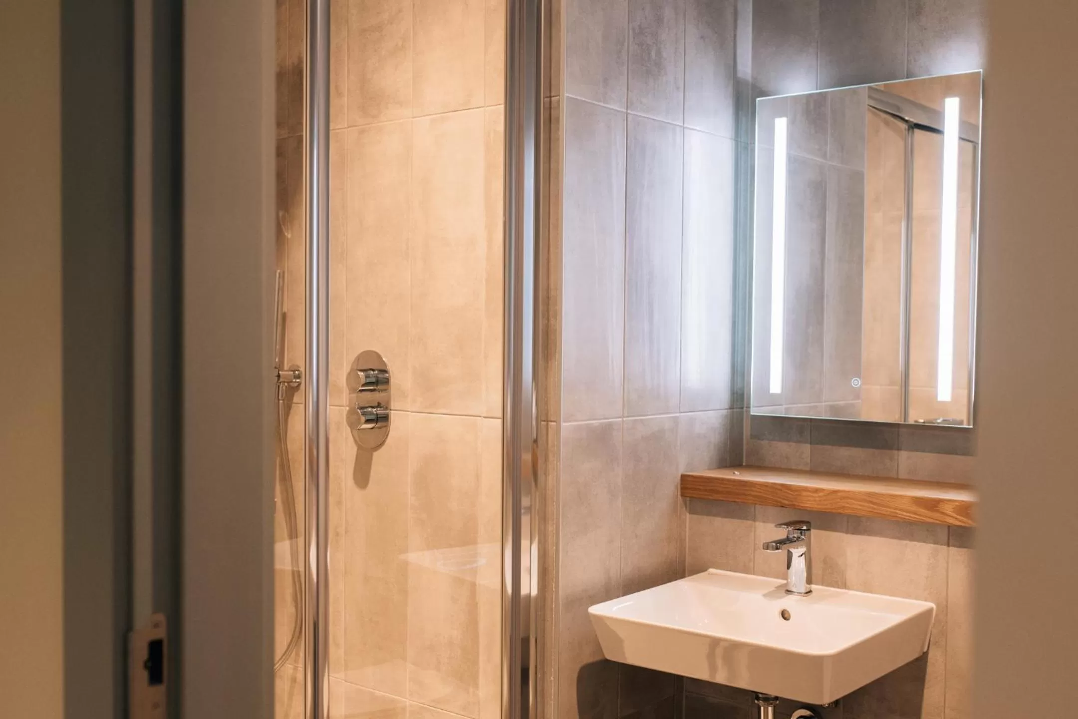 Shower in Haslem Hotel