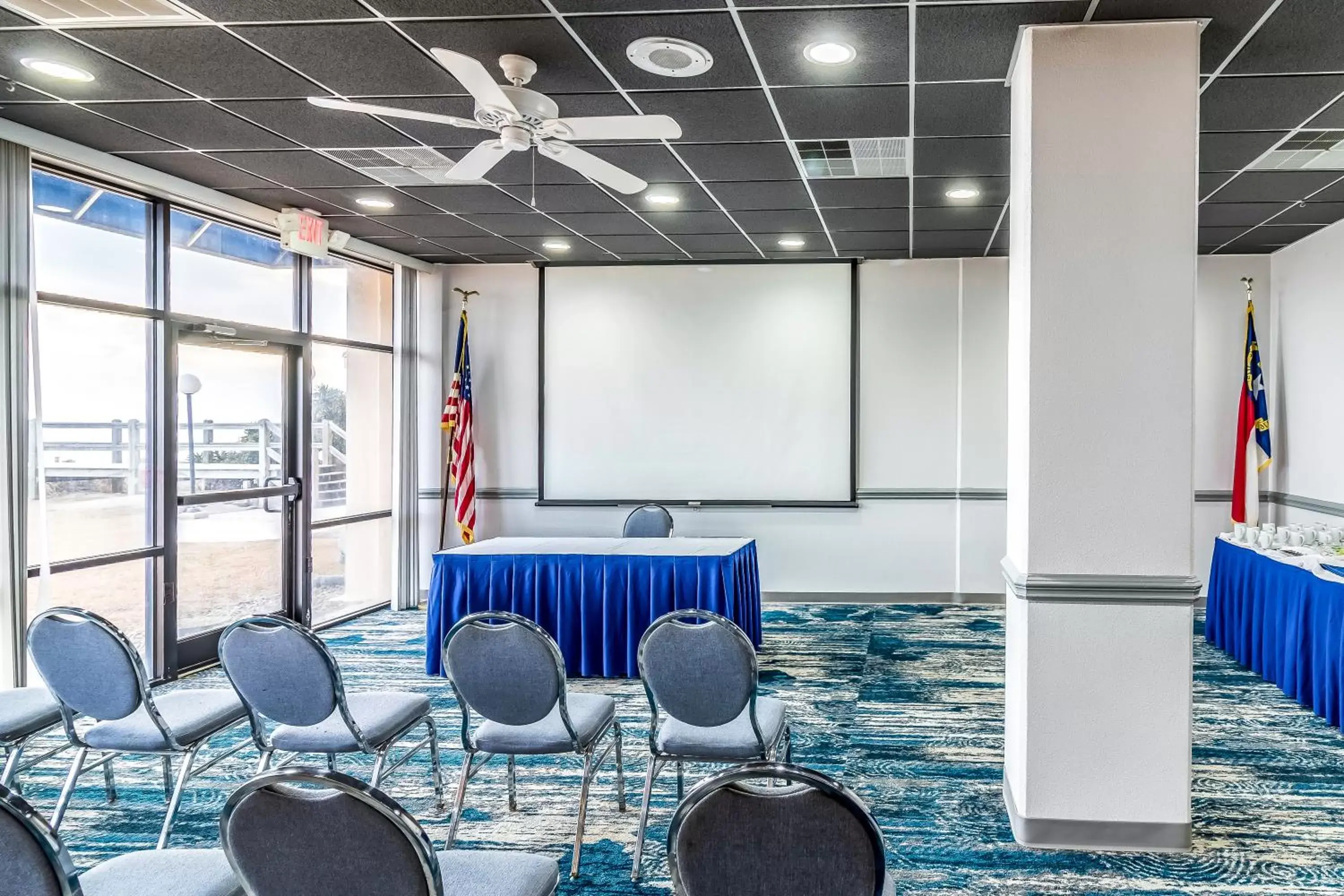 Meeting/conference room in The Inn at Pine Knoll Shores Oceanfront